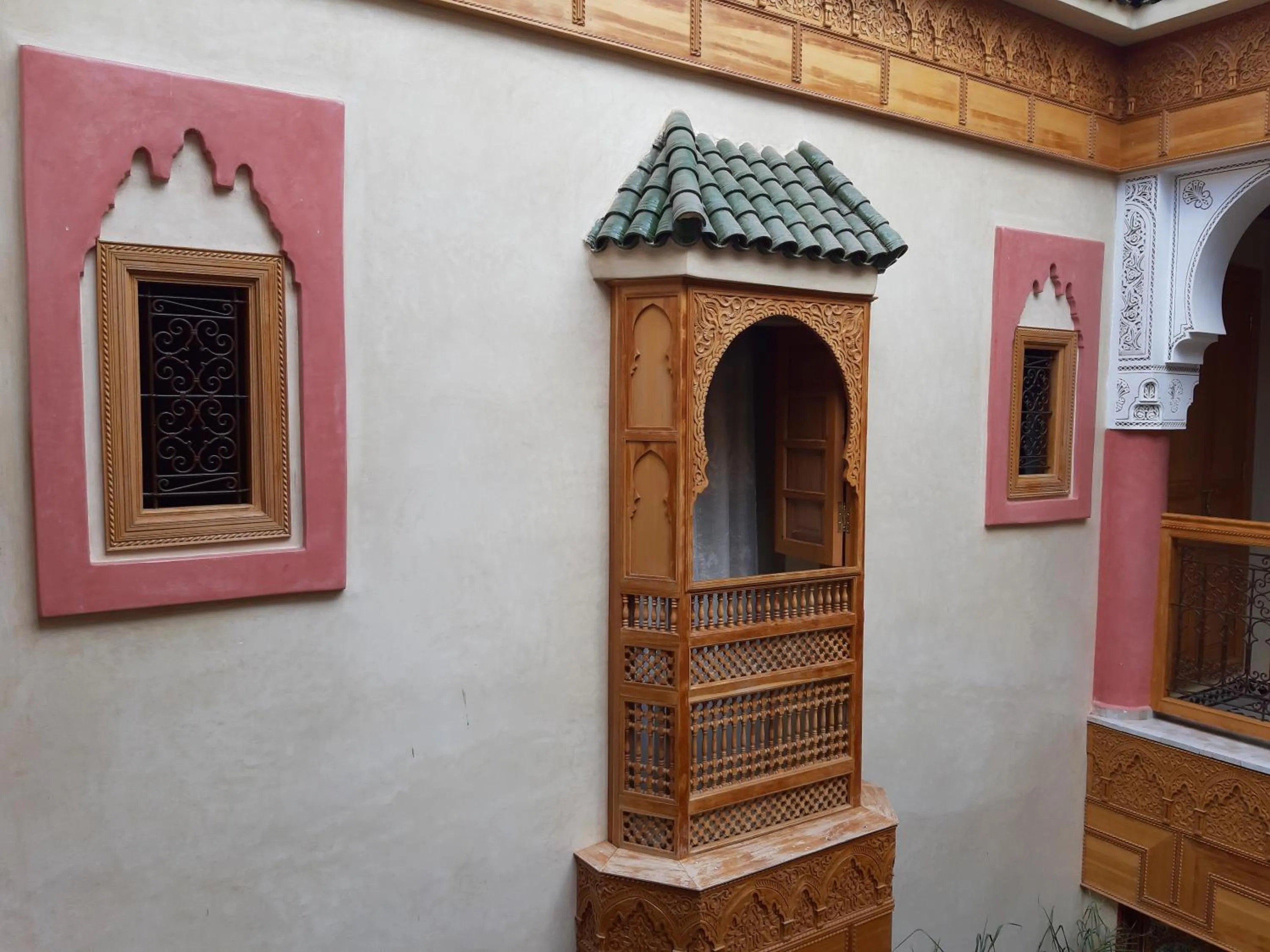 Facade/entrance in Riad Miral