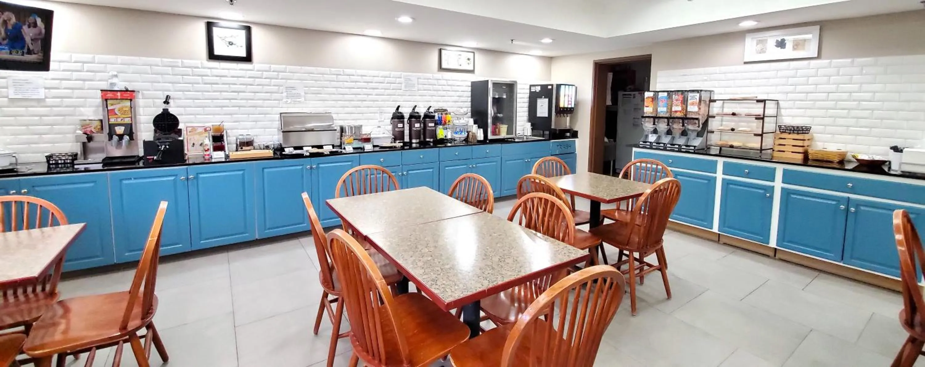 Restaurant/places to eat in Country Inn & Suites by Radisson, Jonesborough-Johnson City West, TN