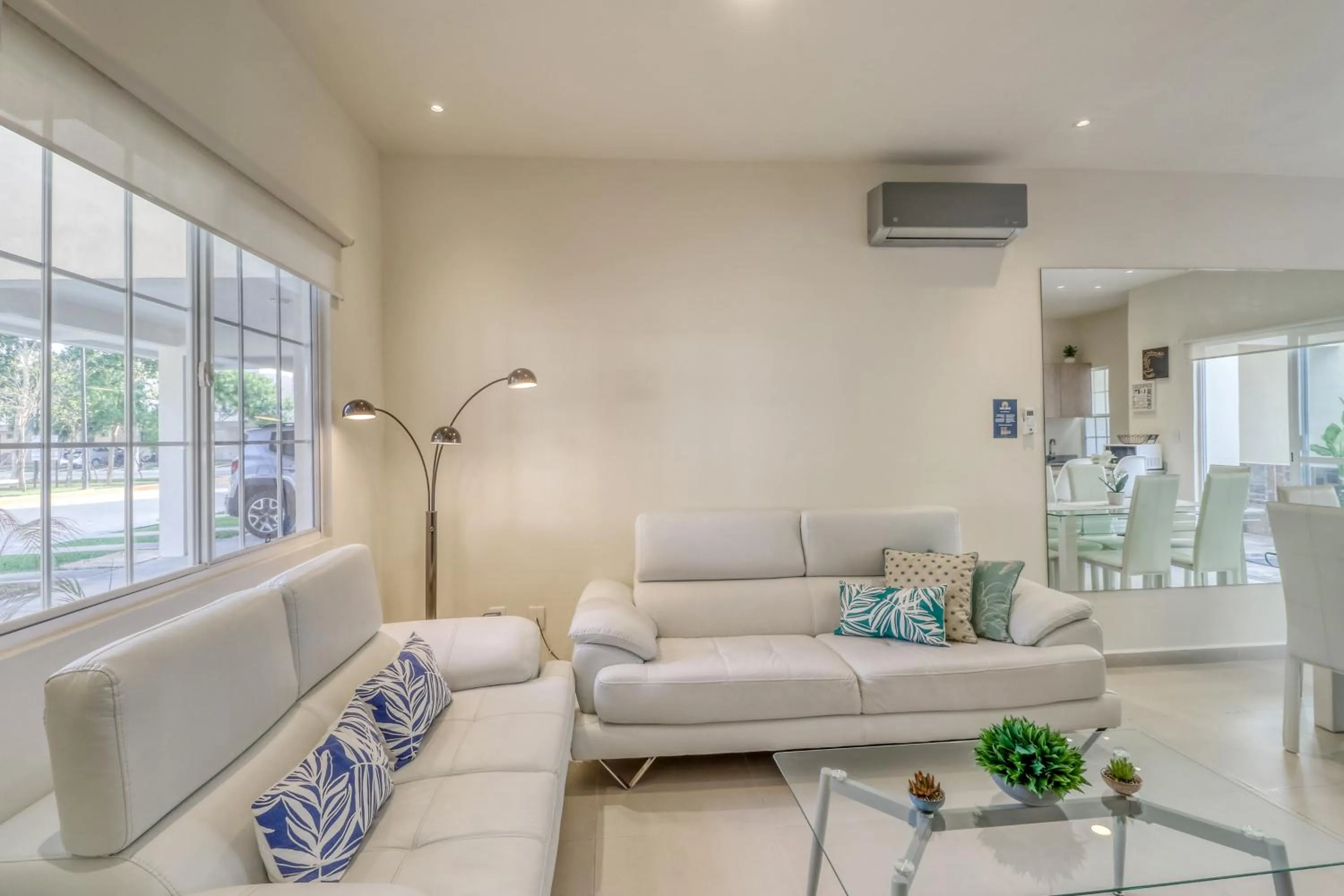 Selvanova Coto 4B, Villa Flamingos 437F