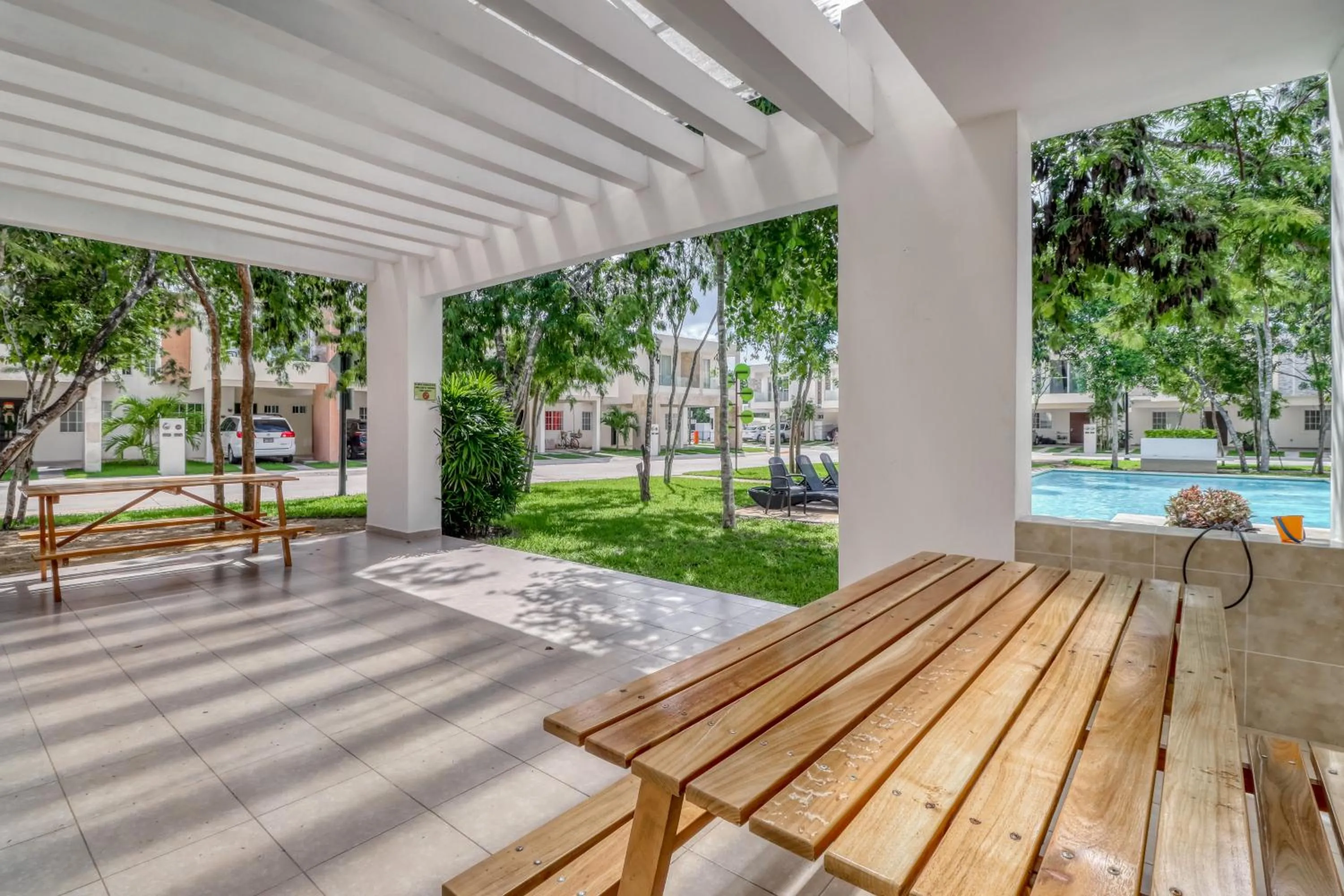 Selvanova Coto 4B, Villa Flamingos 437F