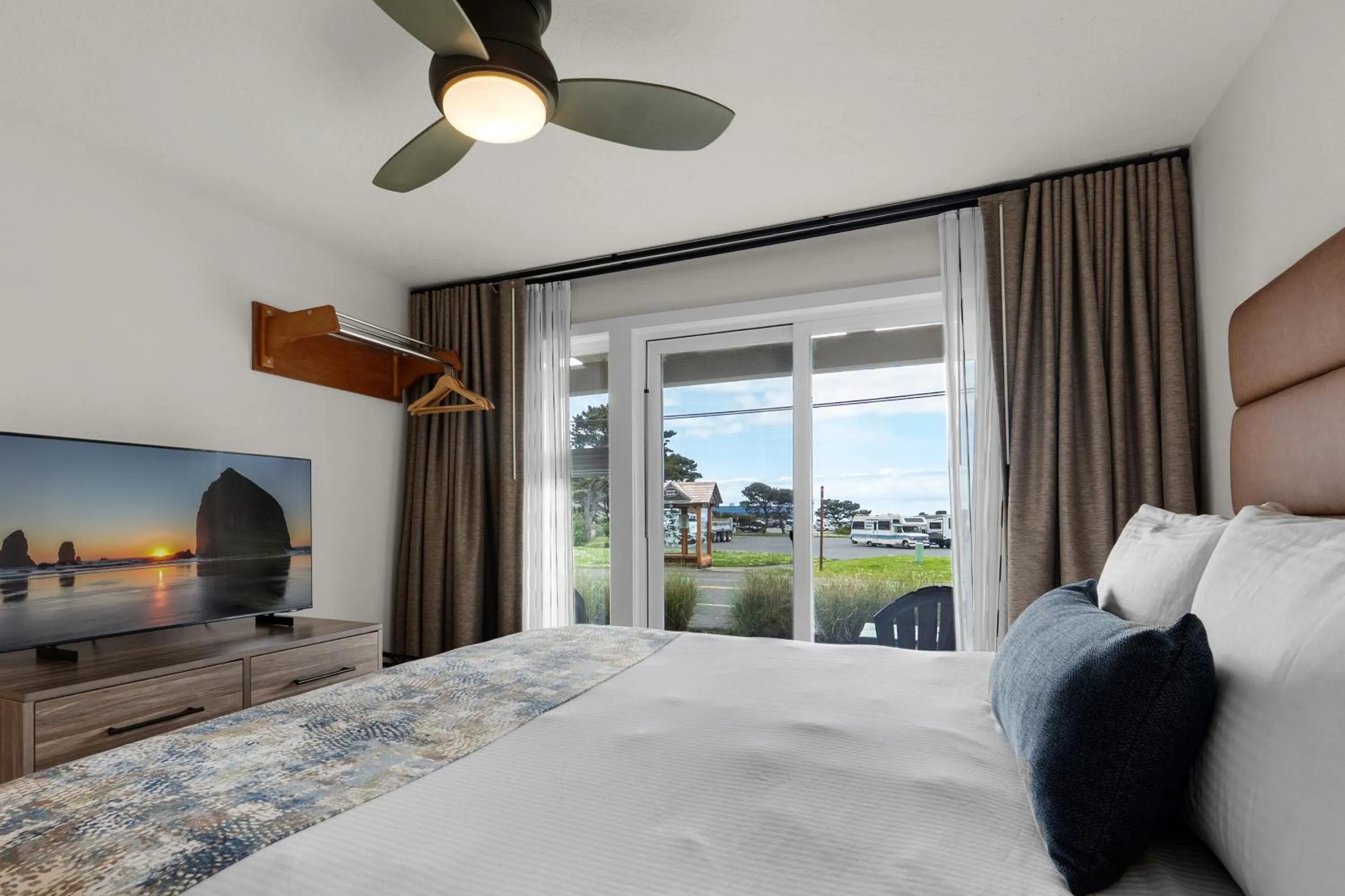 Bed in The Wayside Inn