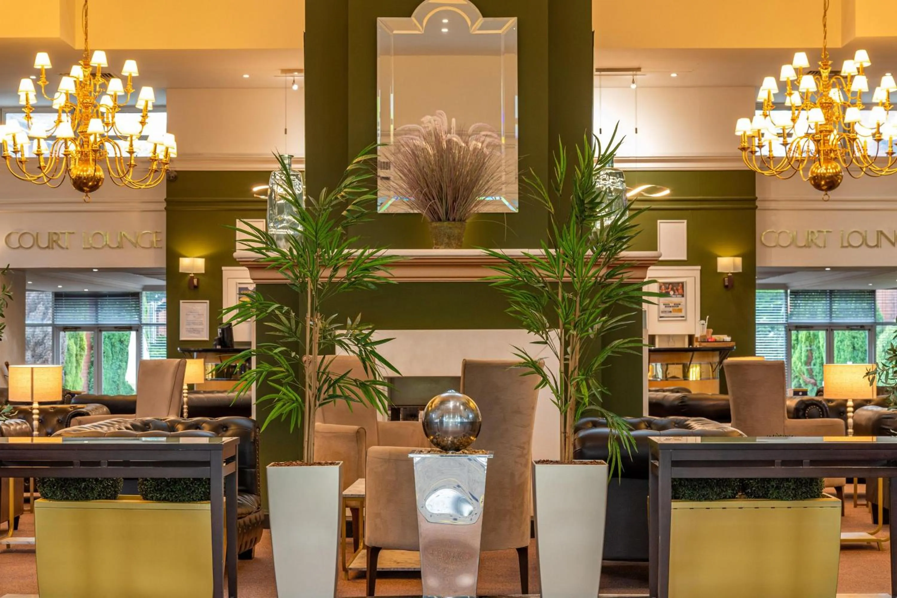 Lobby or reception in Bromsgrove Hotel