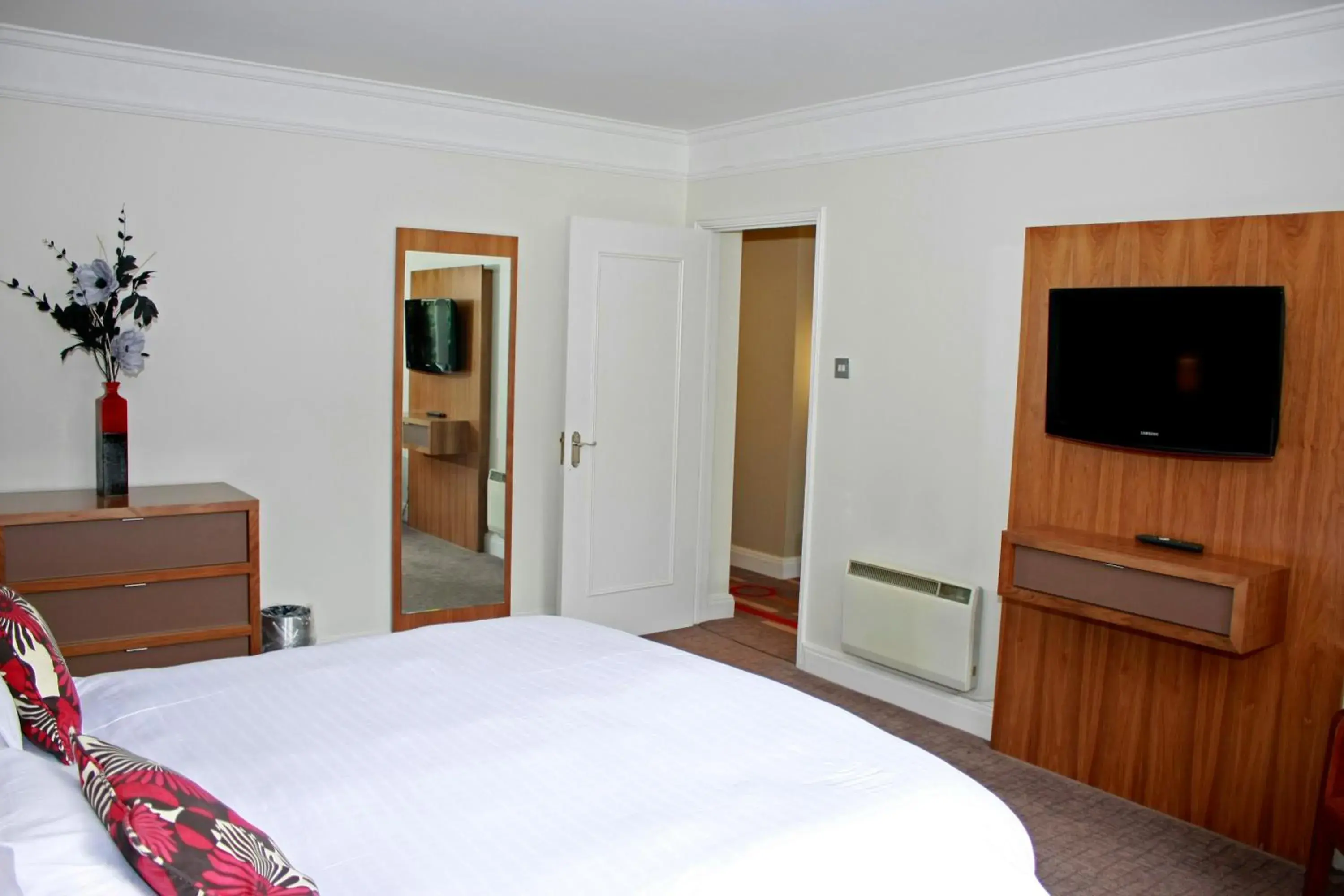 Standard Single Room in Bromsgrove Hotel and Spa Standard Single Room in Bromsgrove Hotel and Spa