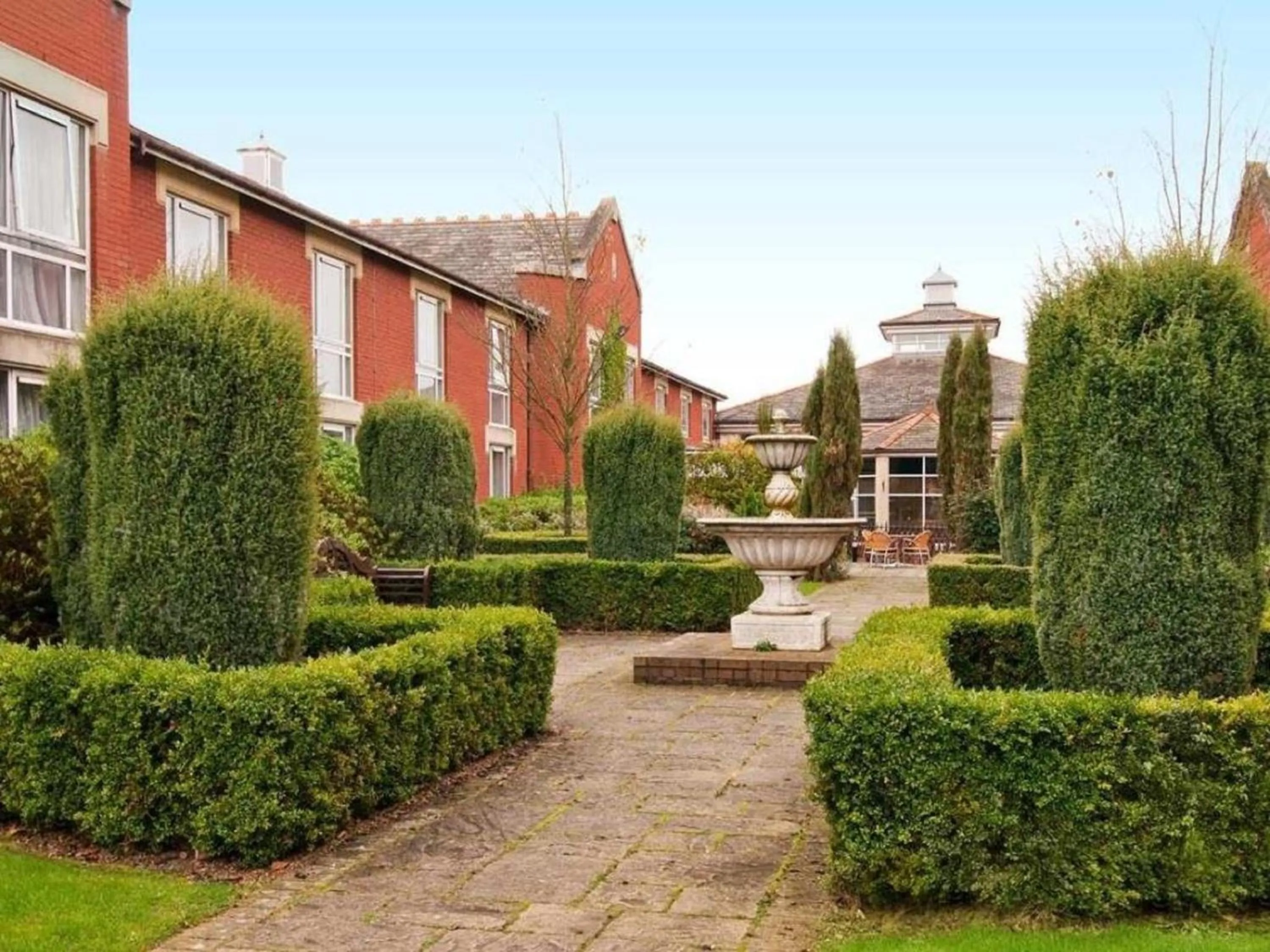 Garden in Bromsgrove Hotel