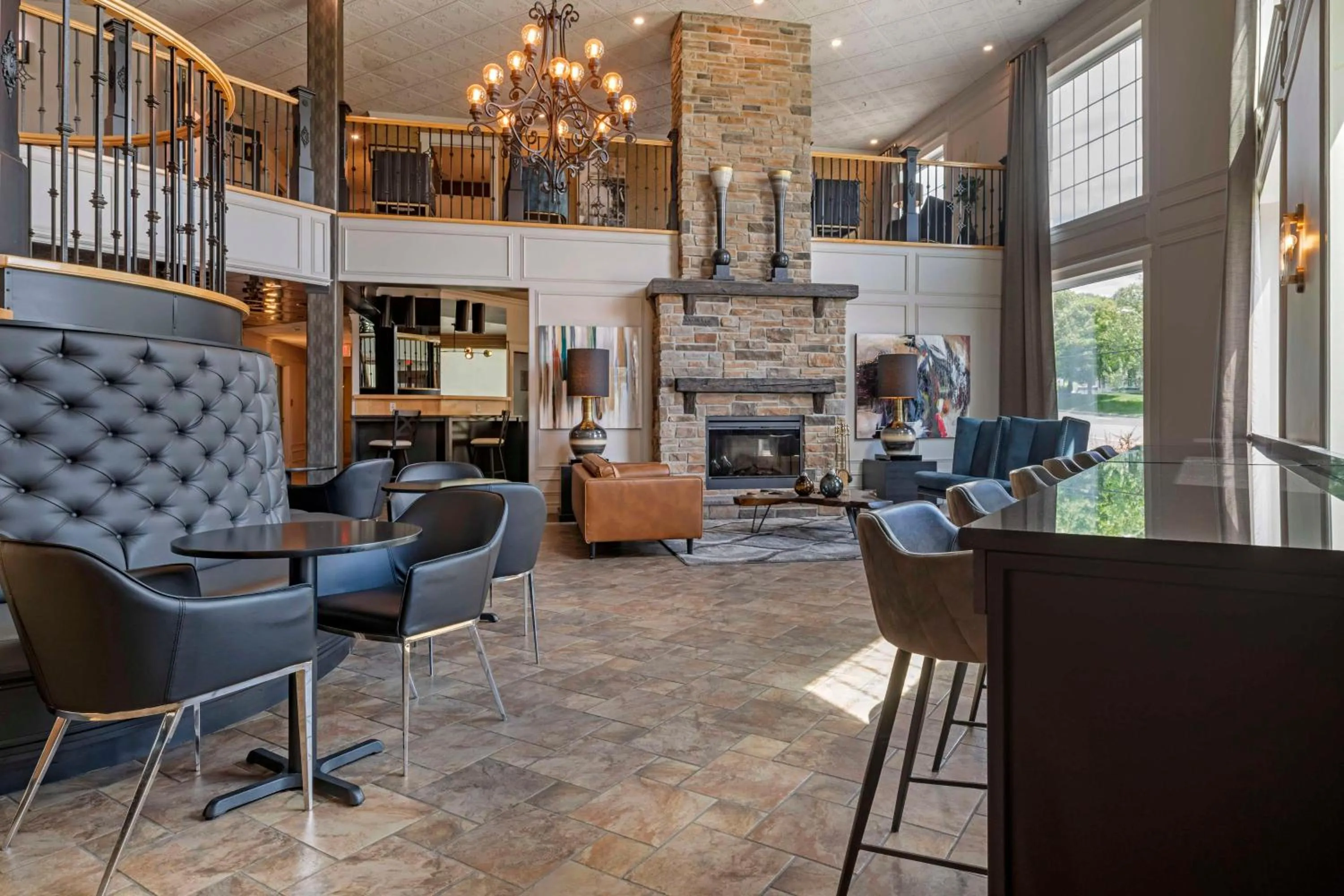 Lobby or reception in Best Western Plus Edmundston