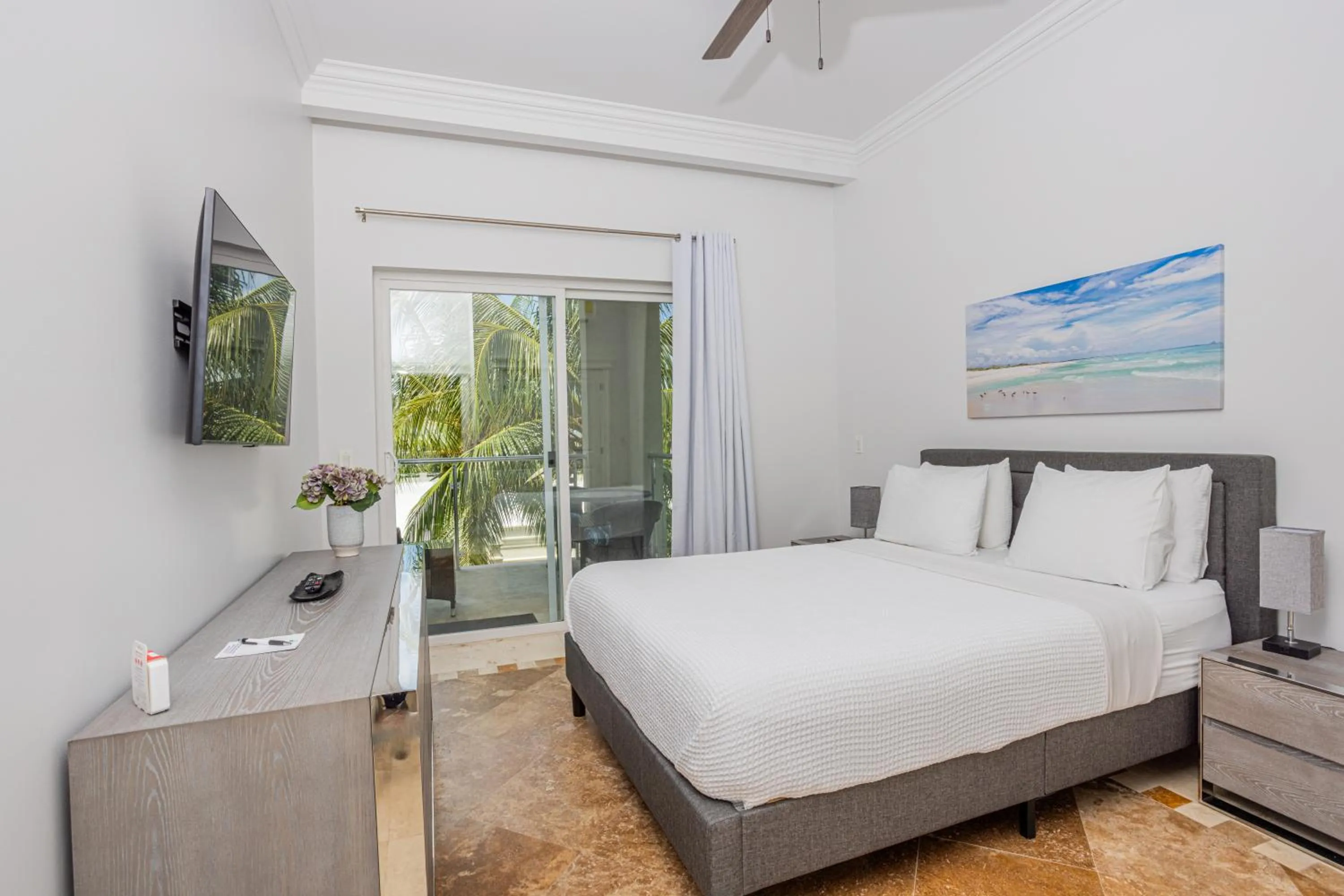 TV and multimedia, Bed in The Atrium Resort