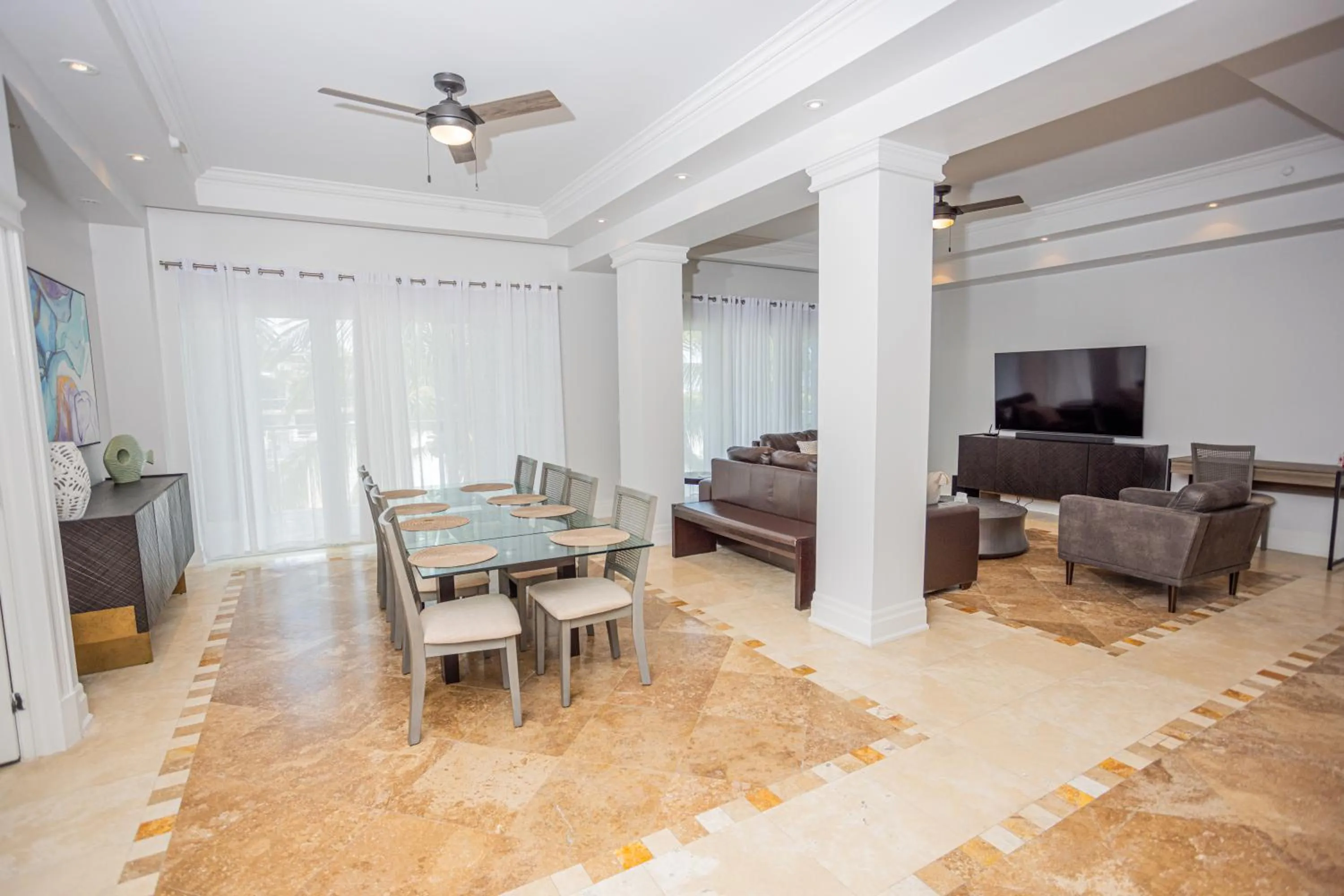 Living room in The Atrium Resort