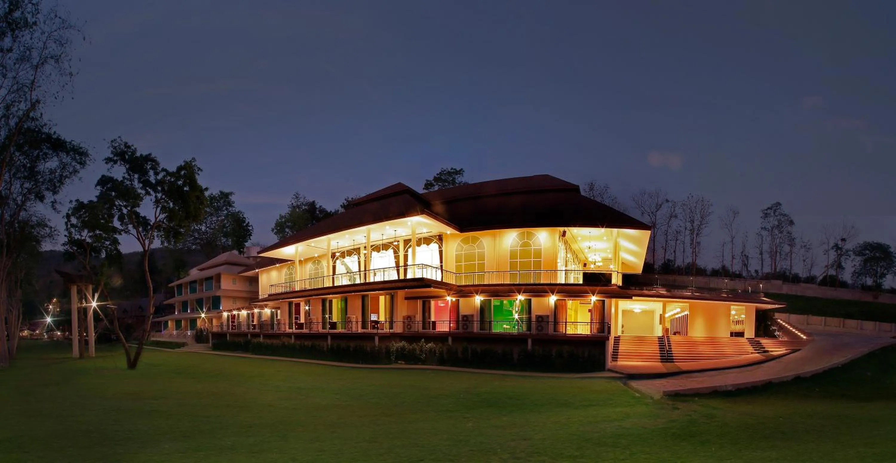 Property building in Suan Sai Yok Resort