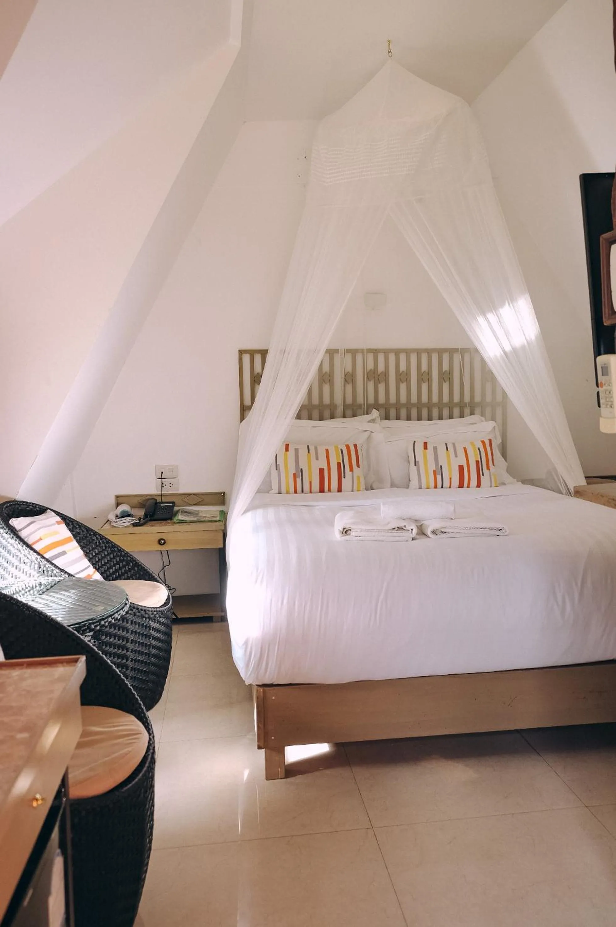 Coffee/tea facilities, Bed in Suan Sai Yok Resort