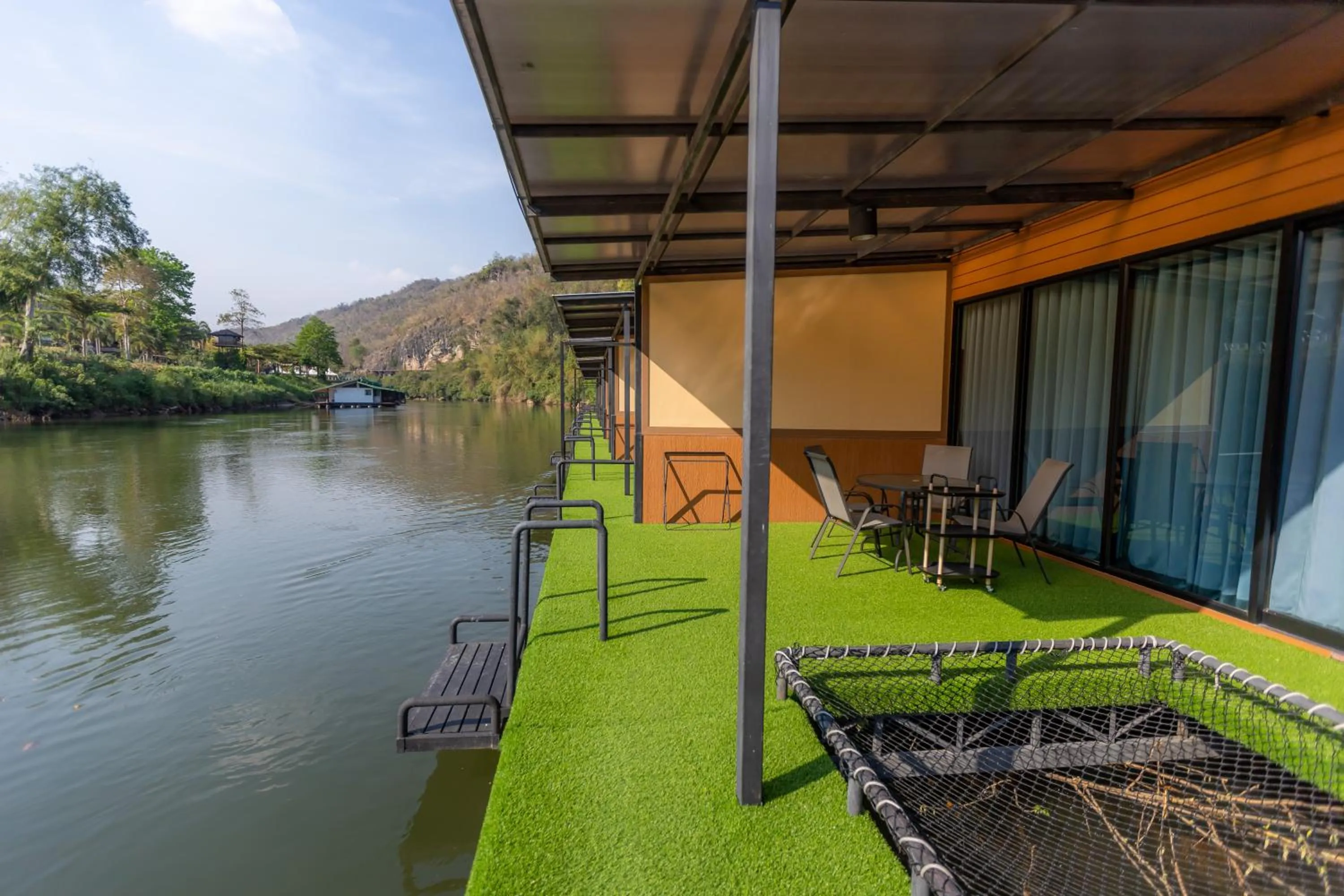River view in Suan Sai Yok Resort