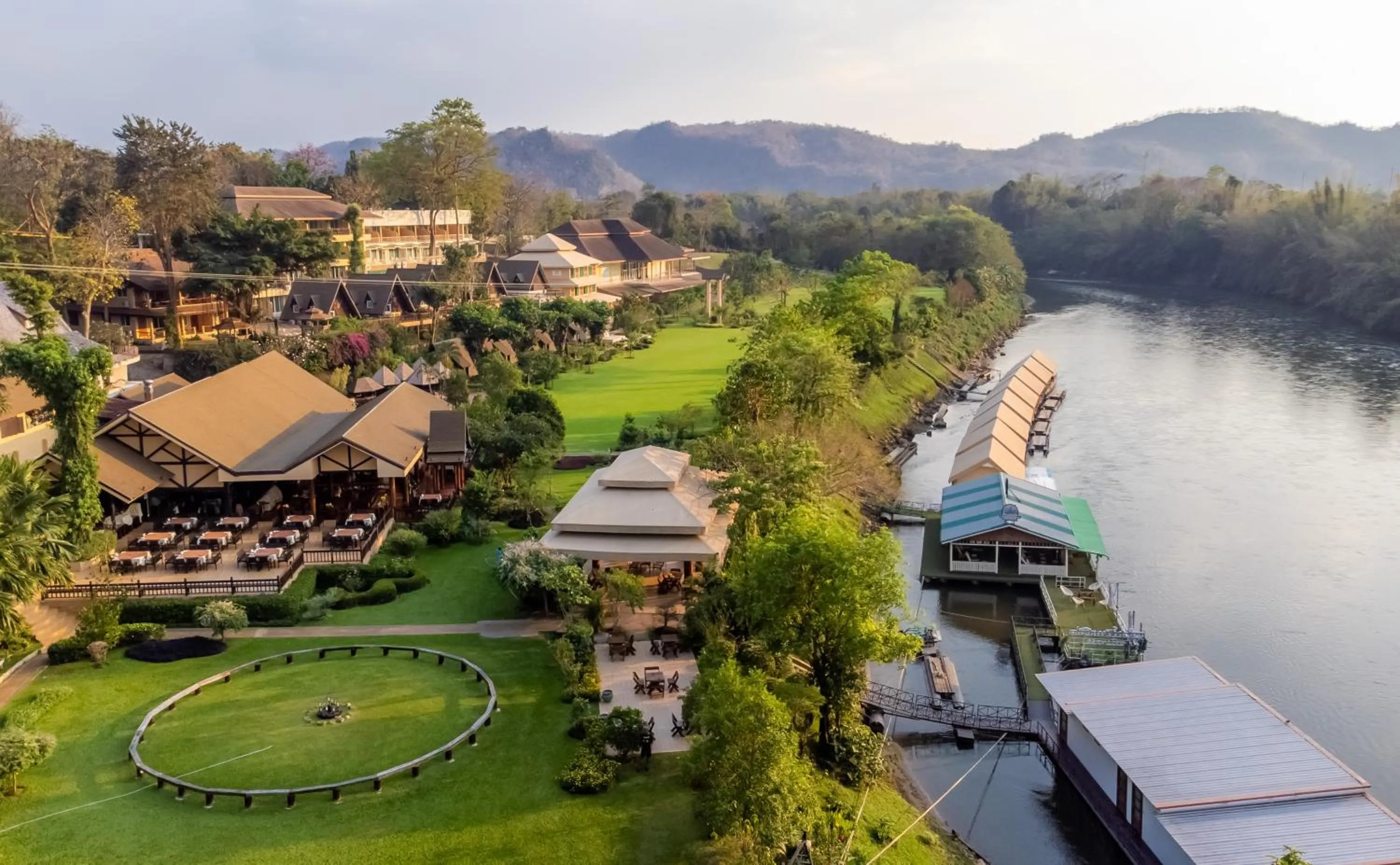 Inner courtyard view in Suan Sai Yok Resort