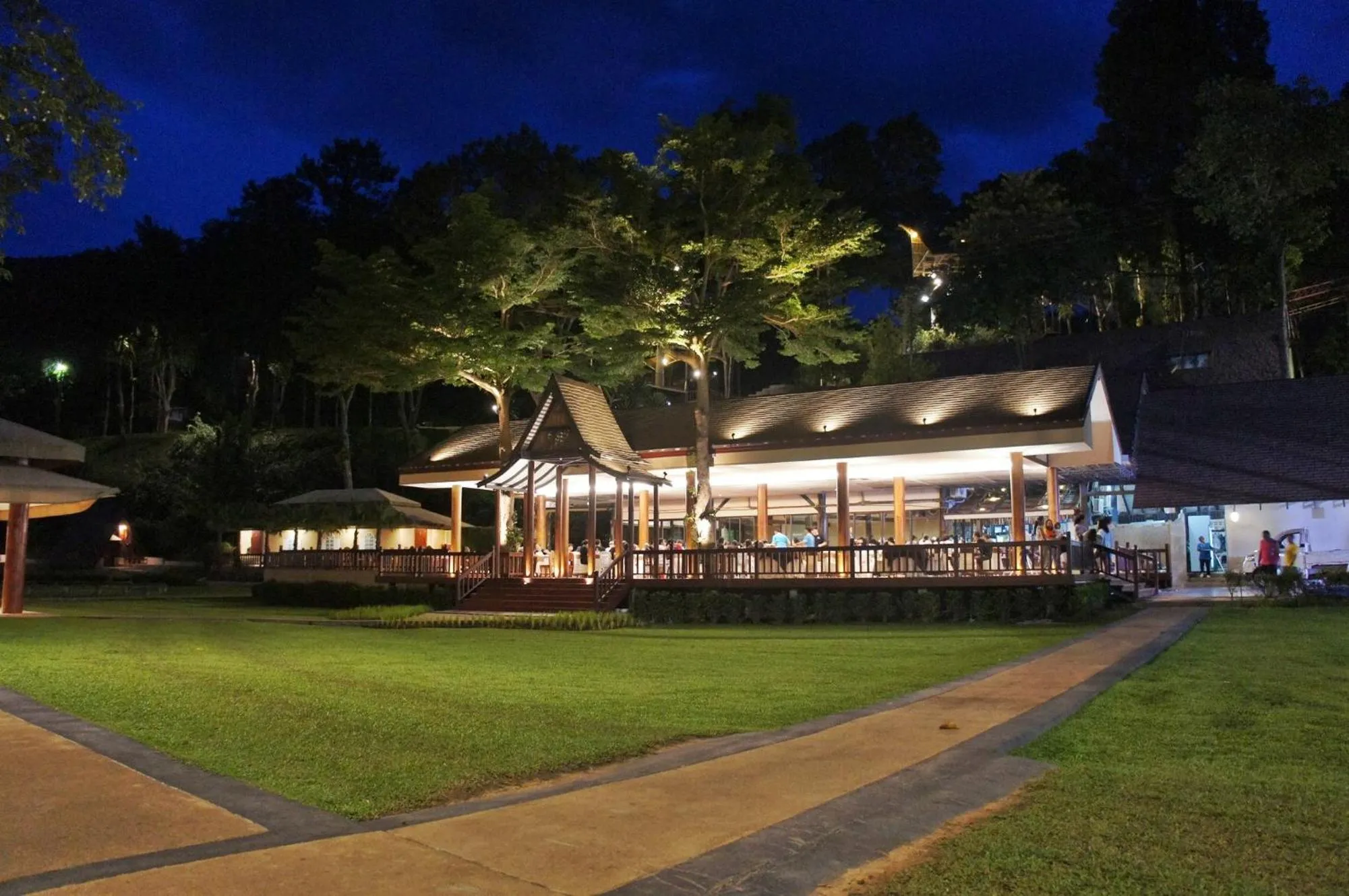 Restaurant/places to eat in Suan Sai Yok Resort