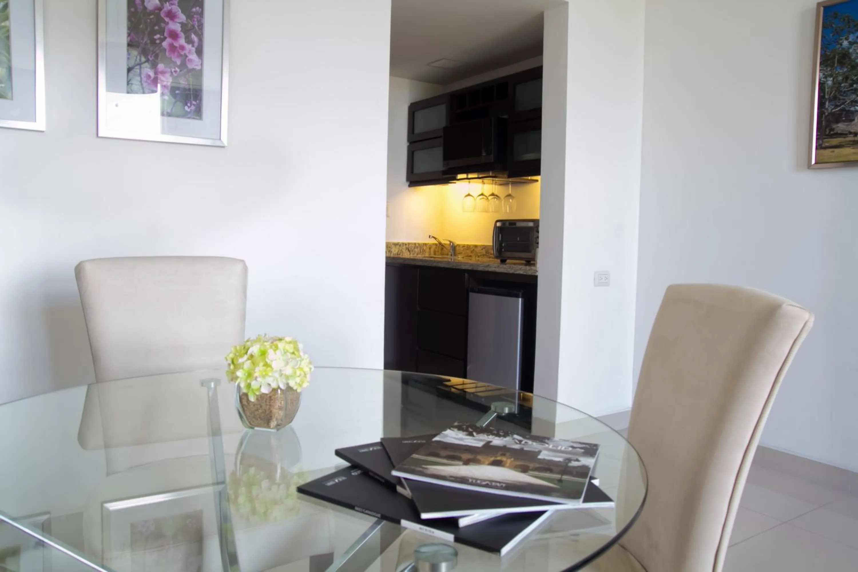 Dining area in Mesón de la Luna Hotel & Spa
