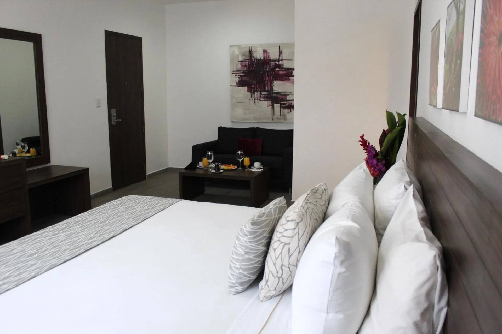 Bedroom, Bed in Mesón de la Luna Hotel & Spa