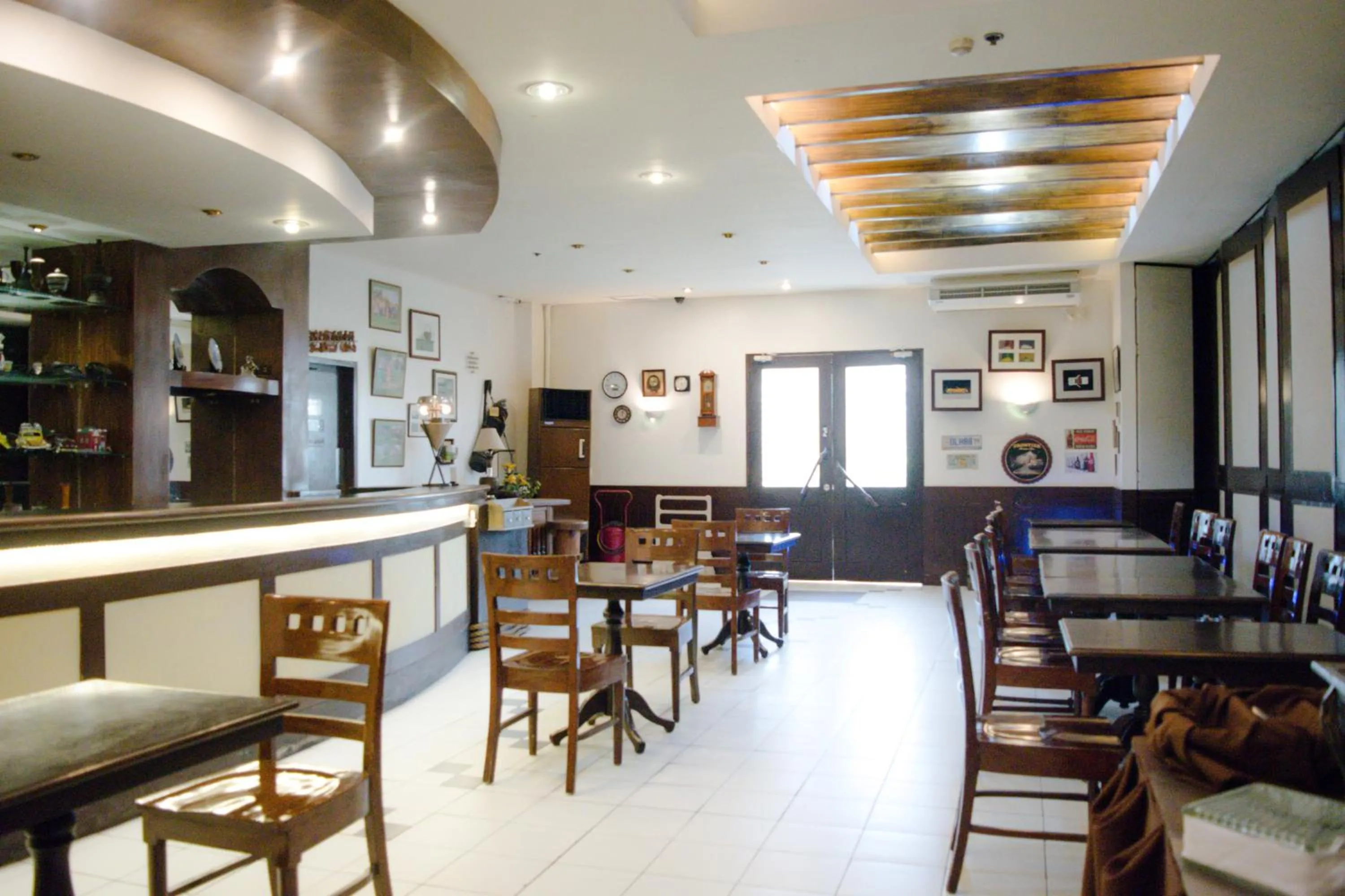 Country Village Hotel