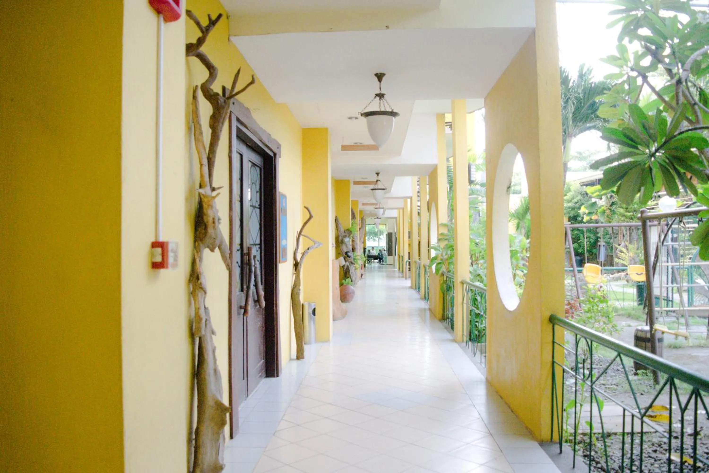 Country Village Hotel