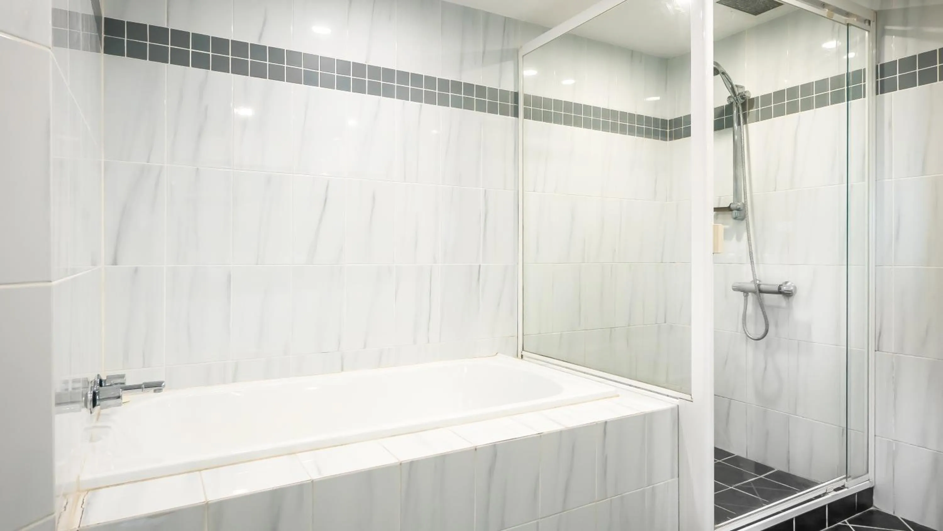 Shower in Victoria Square Apartments