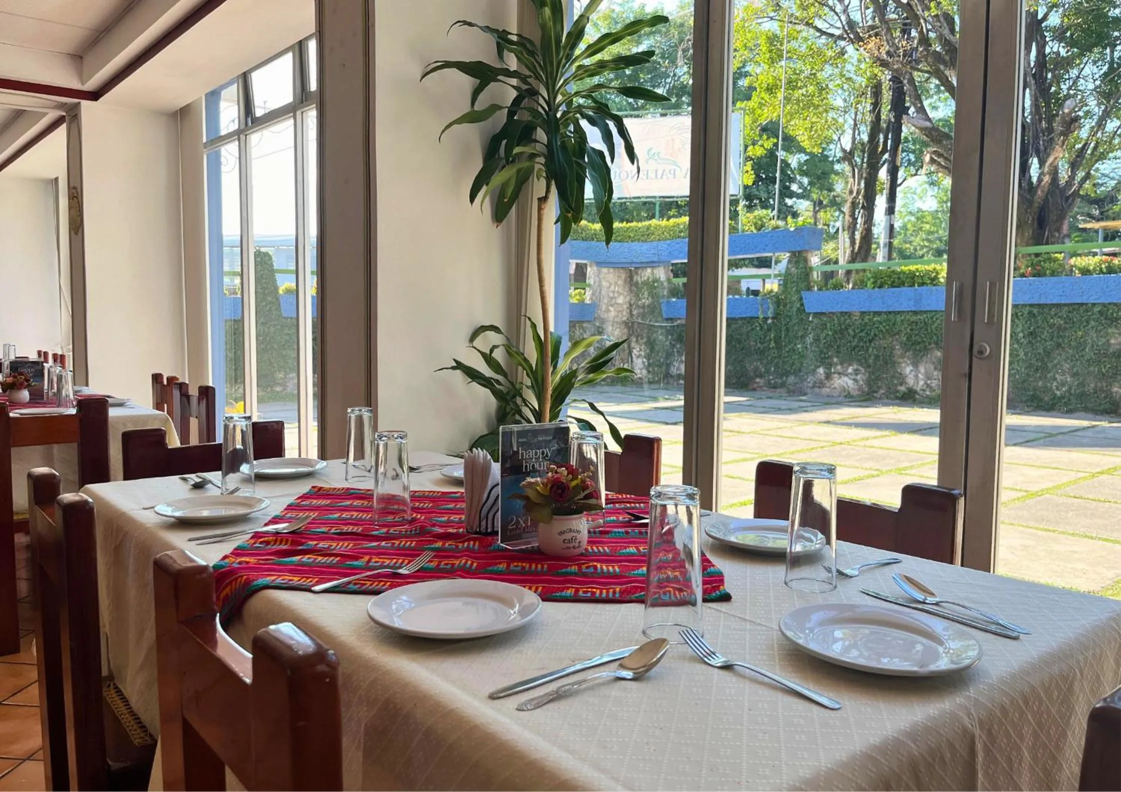 Restaurant/places to eat in Hotel Maya Palenque