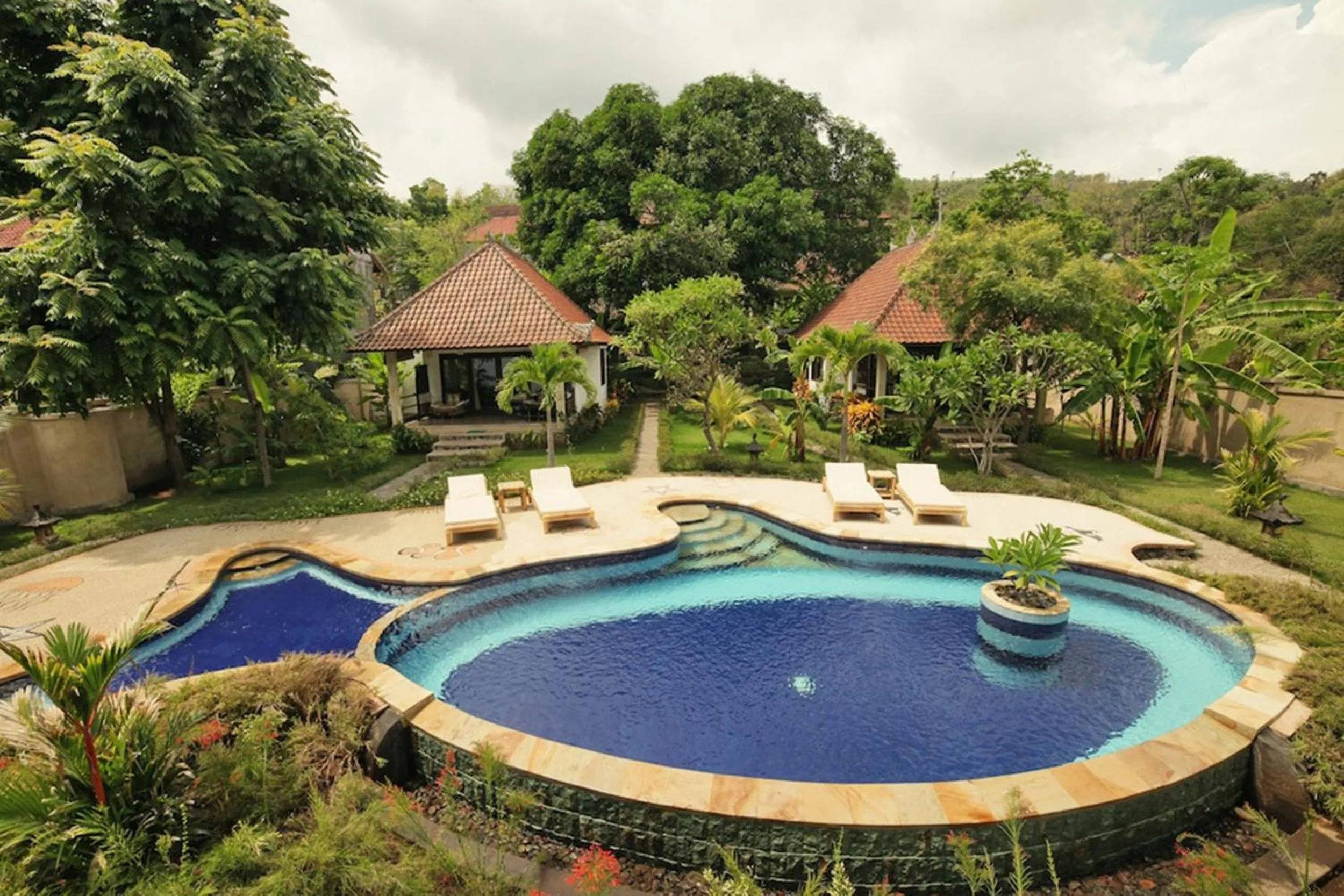 Swimming pool in Bali Dream House