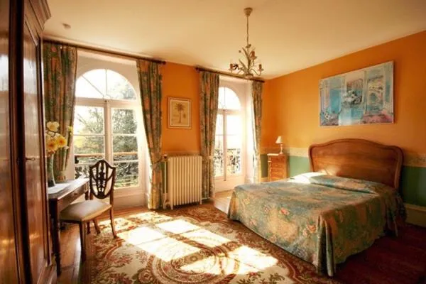 Bed in Domaine de Sainte Anne