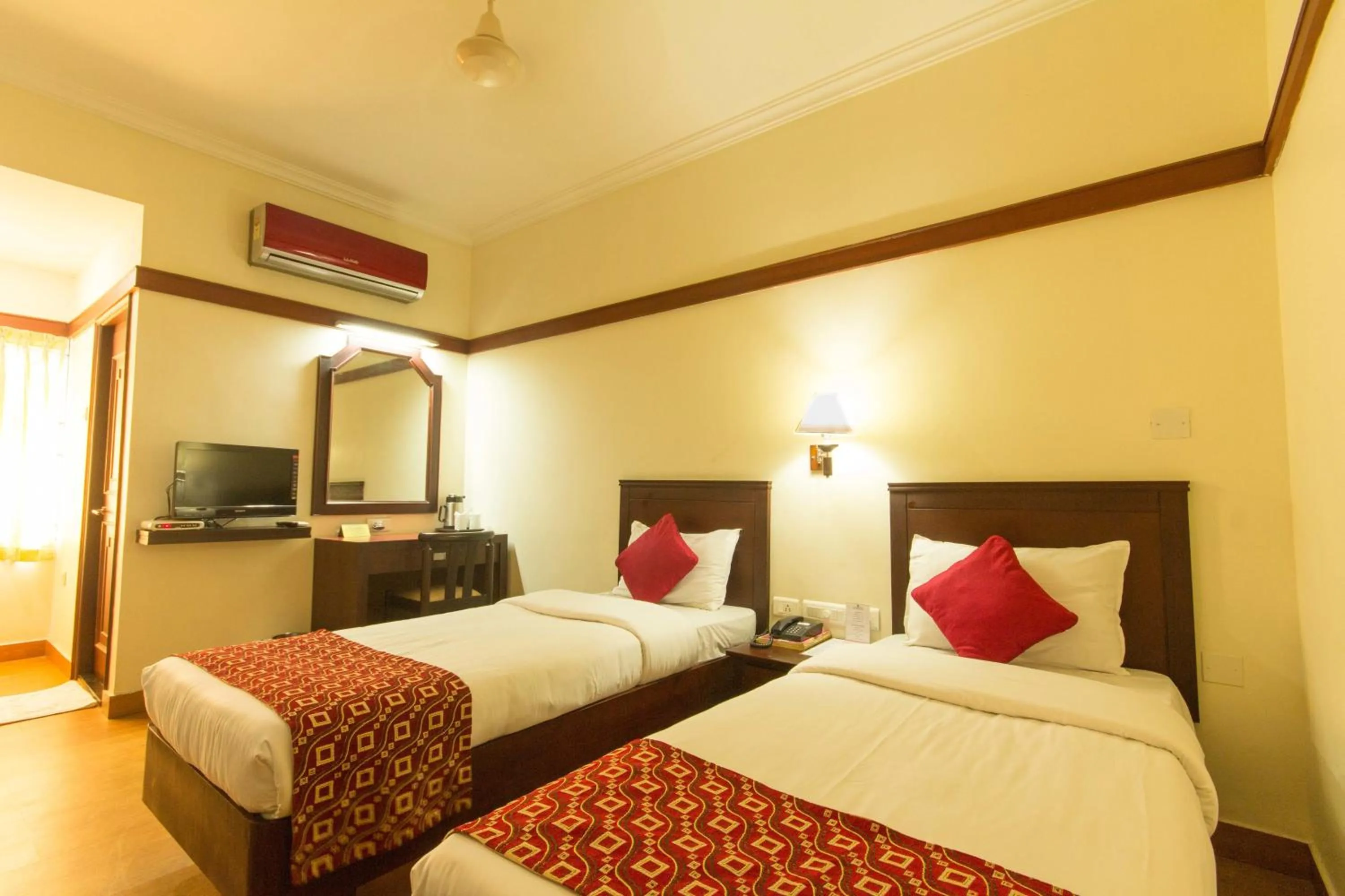 Bedroom, Bed in Hotel Aiswarya