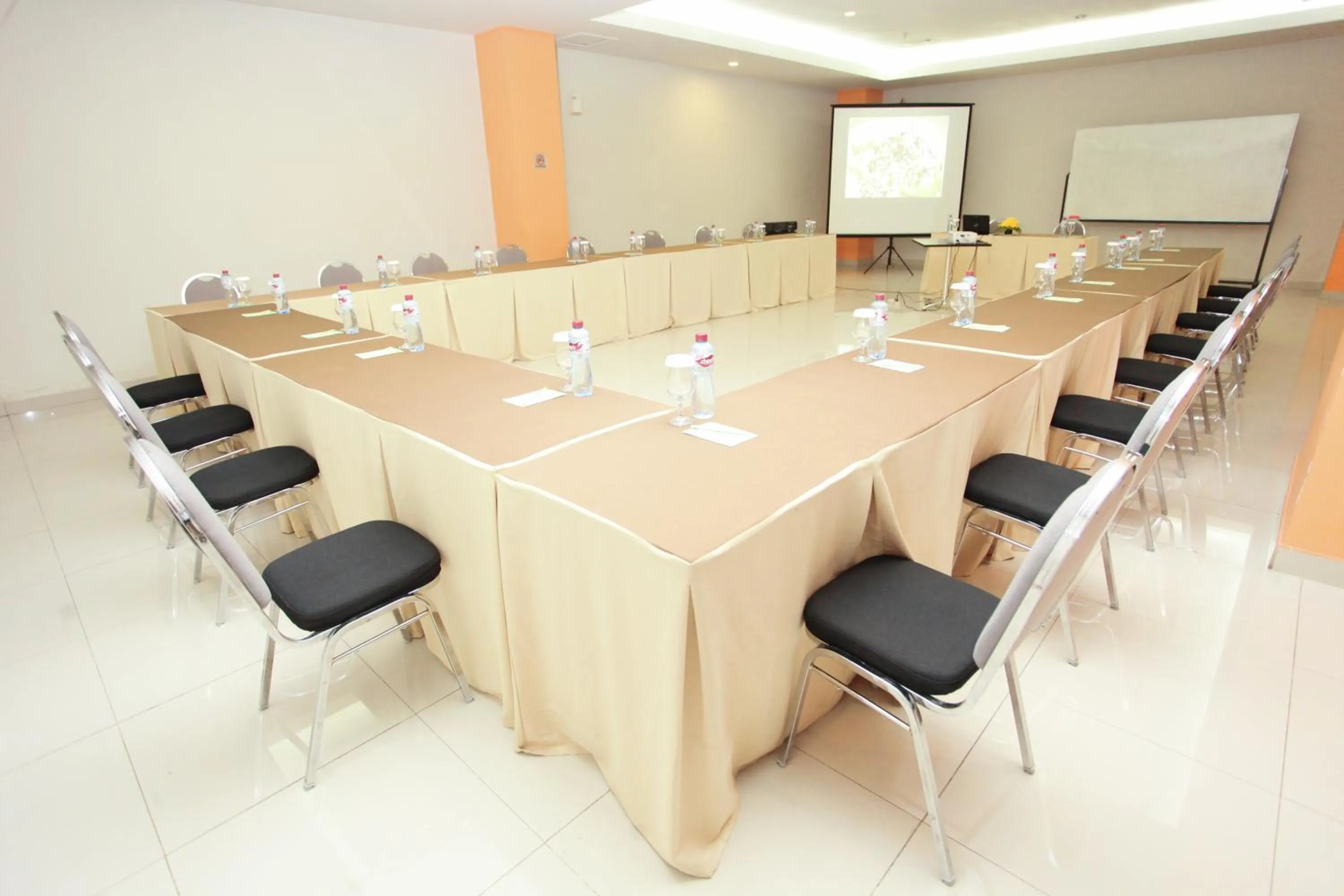Banquet/Function facilities in The Square Surabaya Hotel
