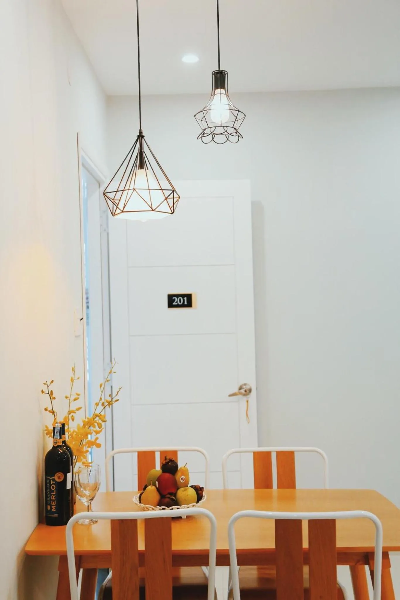 Moonlight House & Apartment Nha Trang