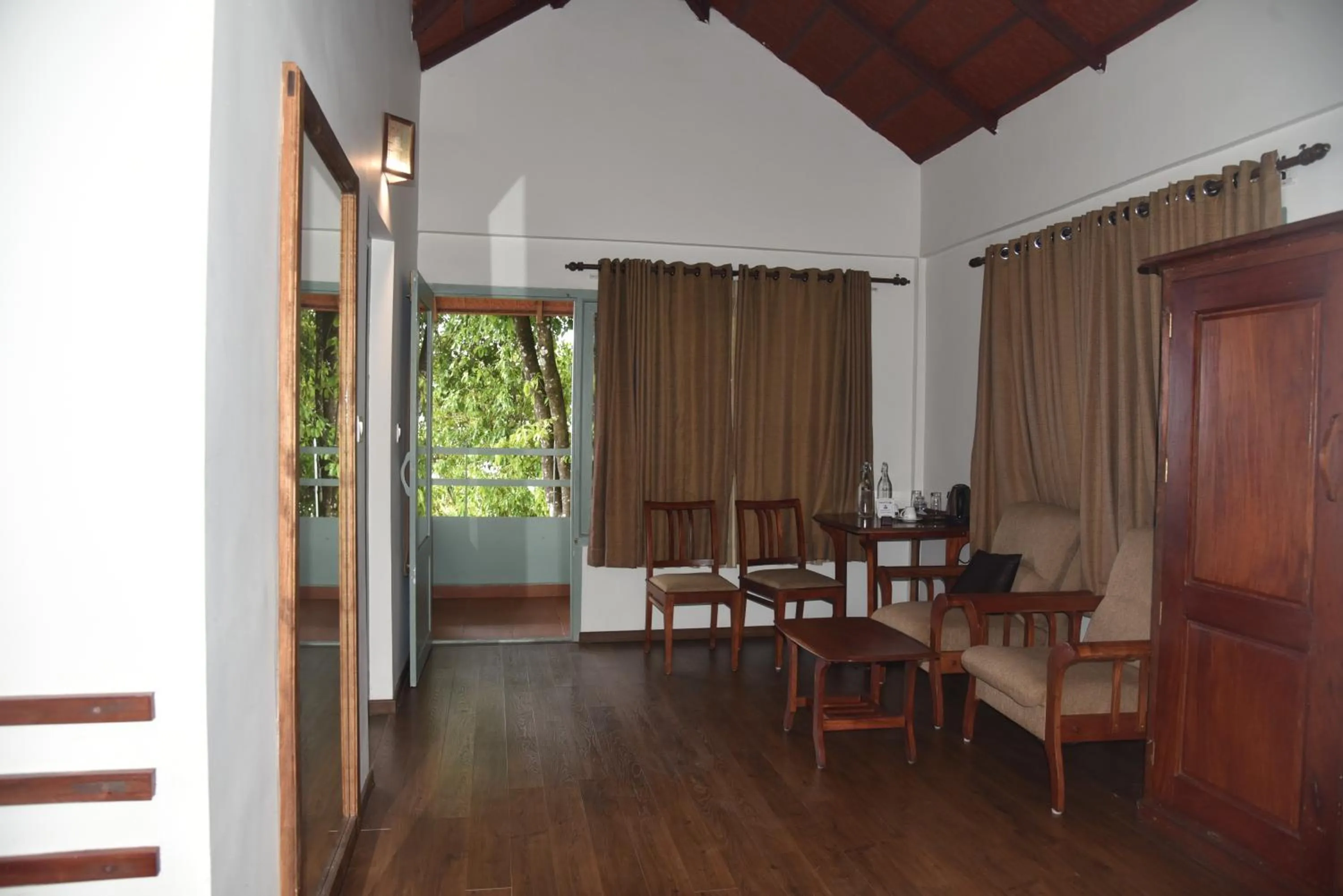 Living room in Blackberry Hills Munnar Nature Resort & Spa