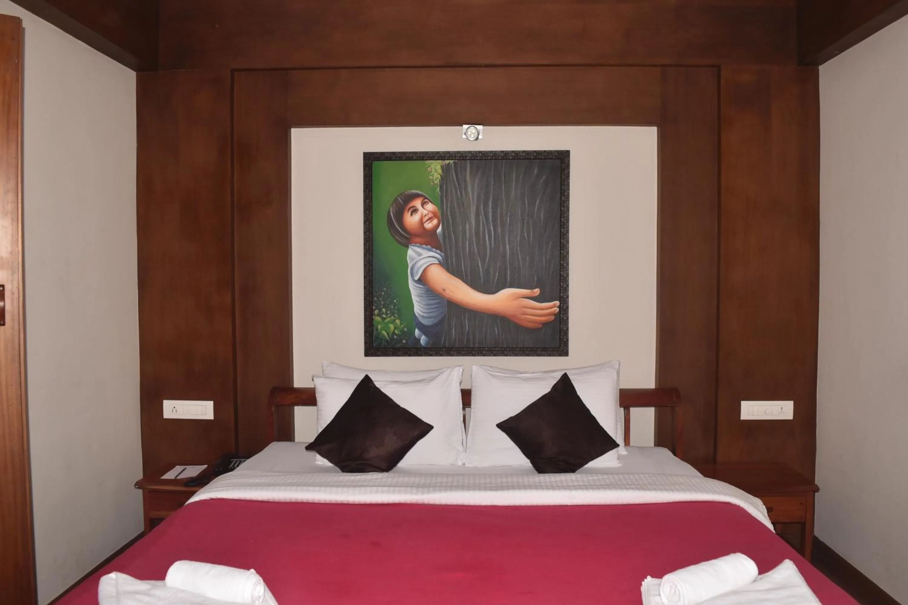 Photo of the whole room, Bed in Blackberry Hills Munnar Nature Resort & Spa