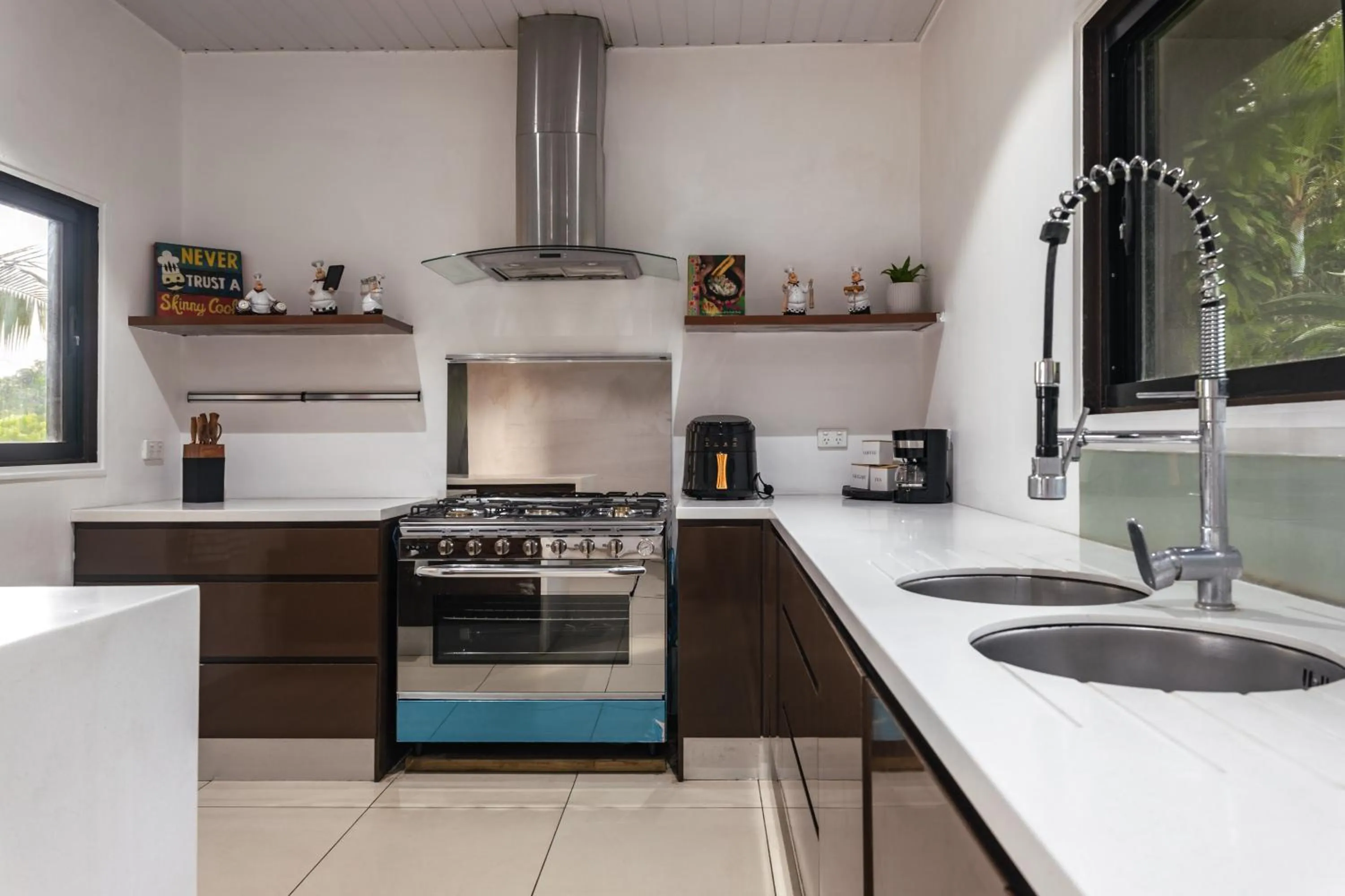 kitchen in Fatumaru Lodge