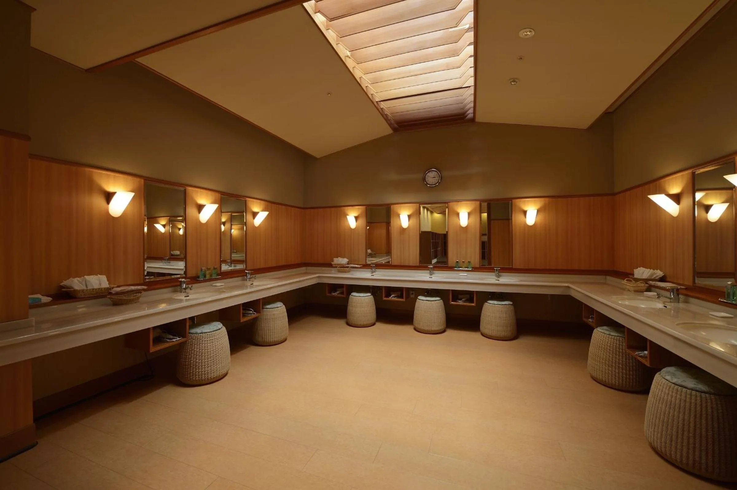 Spa and wellness centre/facilities in Kaike Grand Hotel Tensui