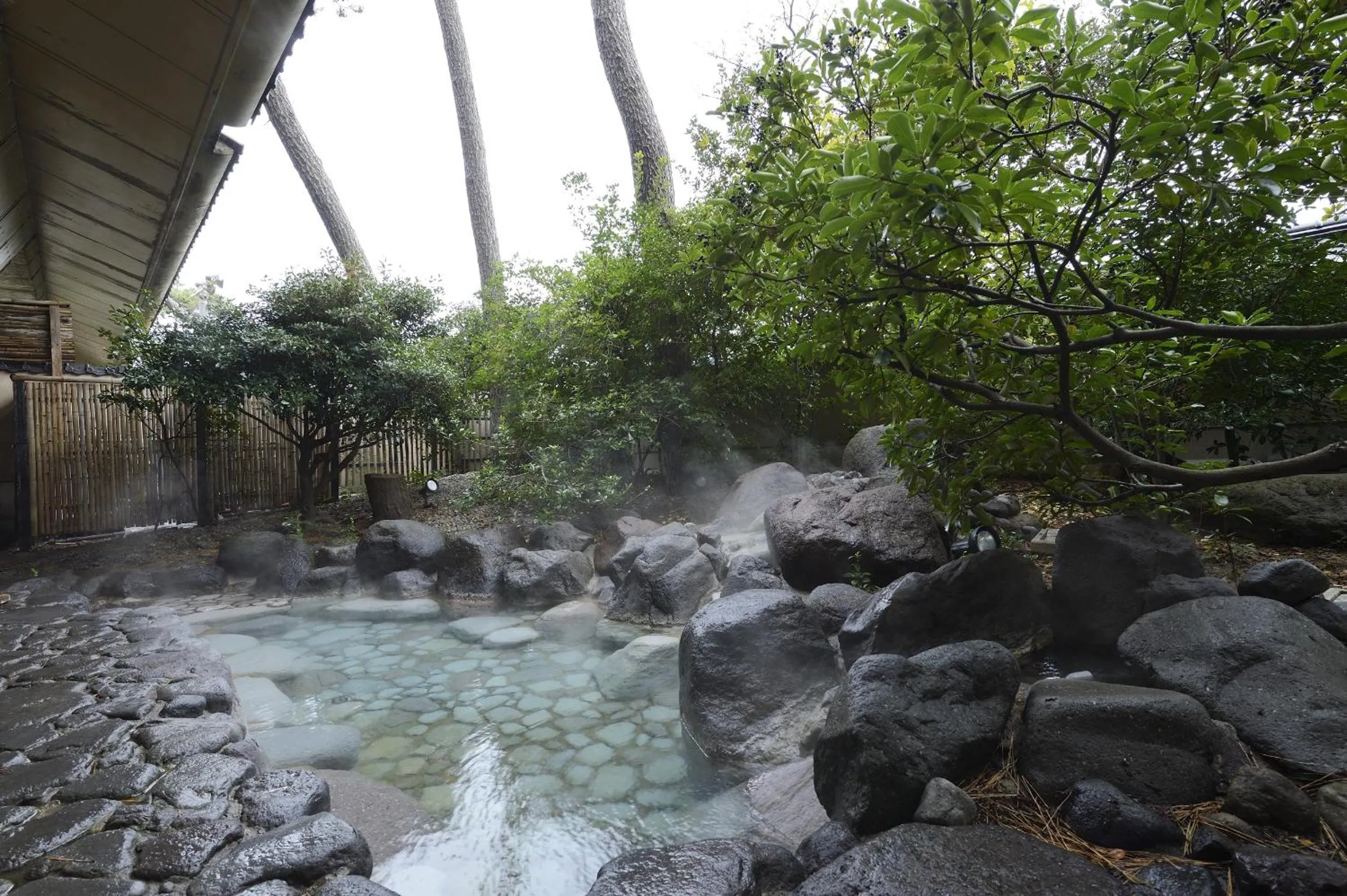 Open Air Bath in Kasuitei