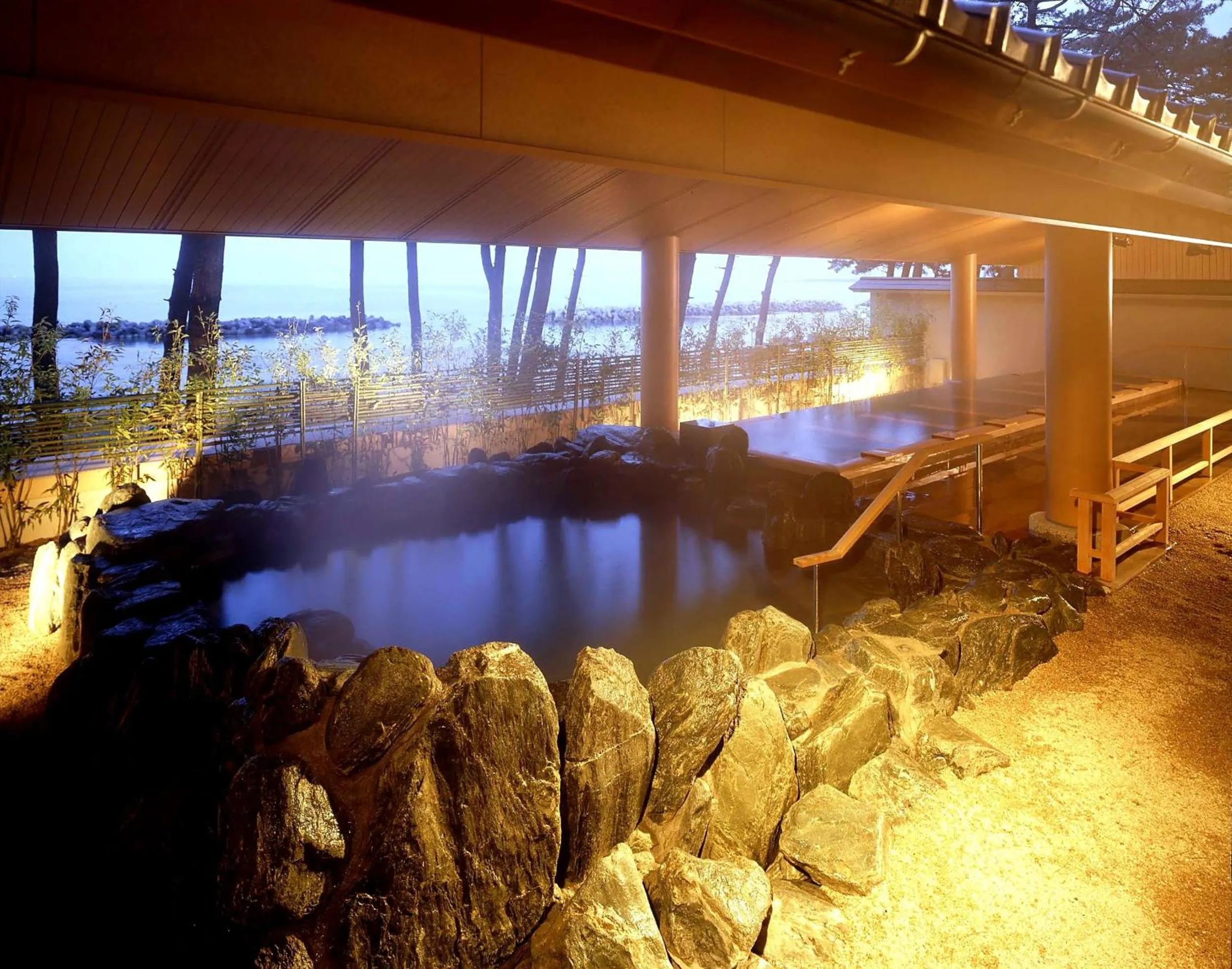 Hot Spring Bath in Kasuitei