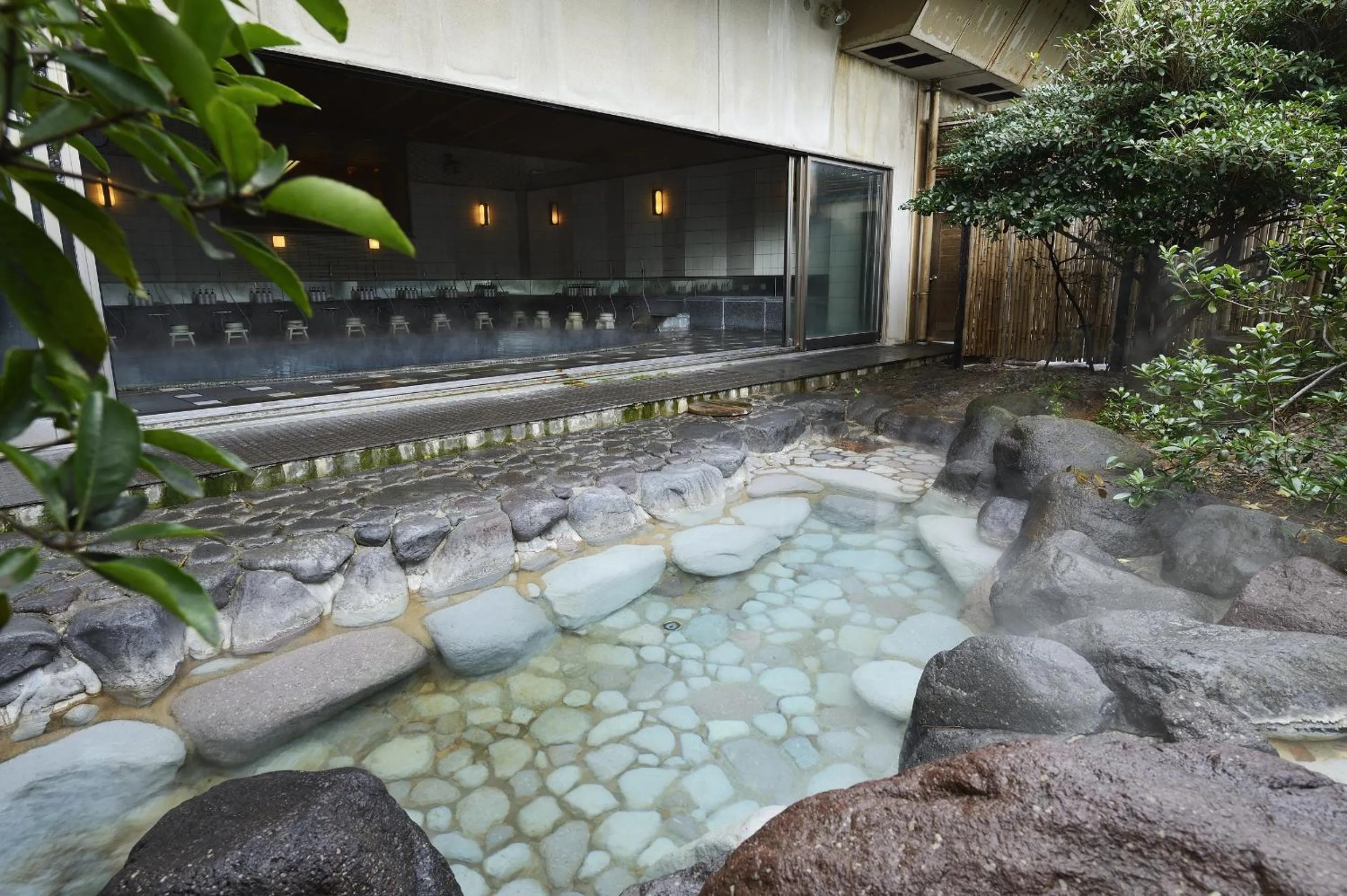 Open Air Bath in Kasuitei