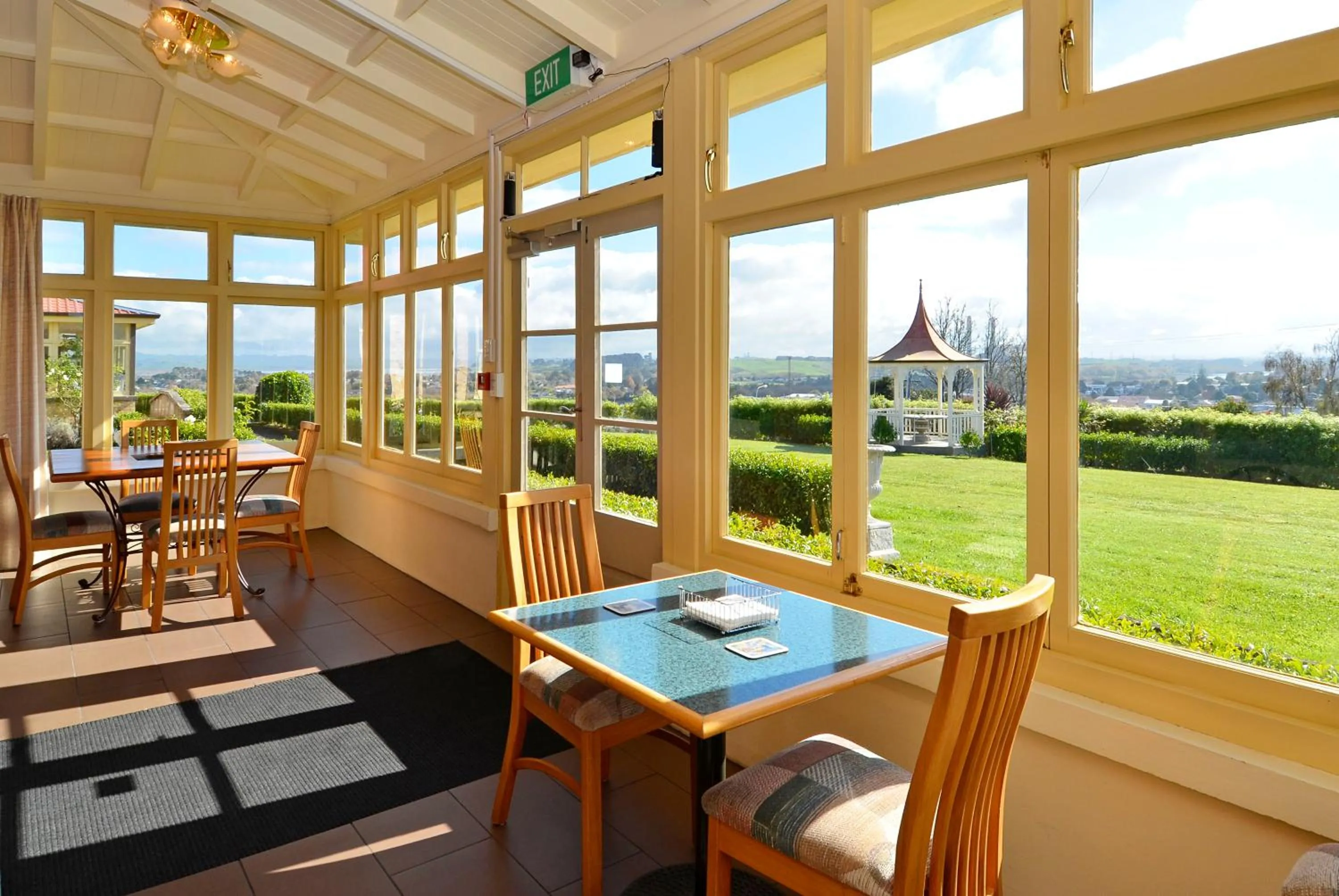 Restaurant/places to eat in Manor Views NZ