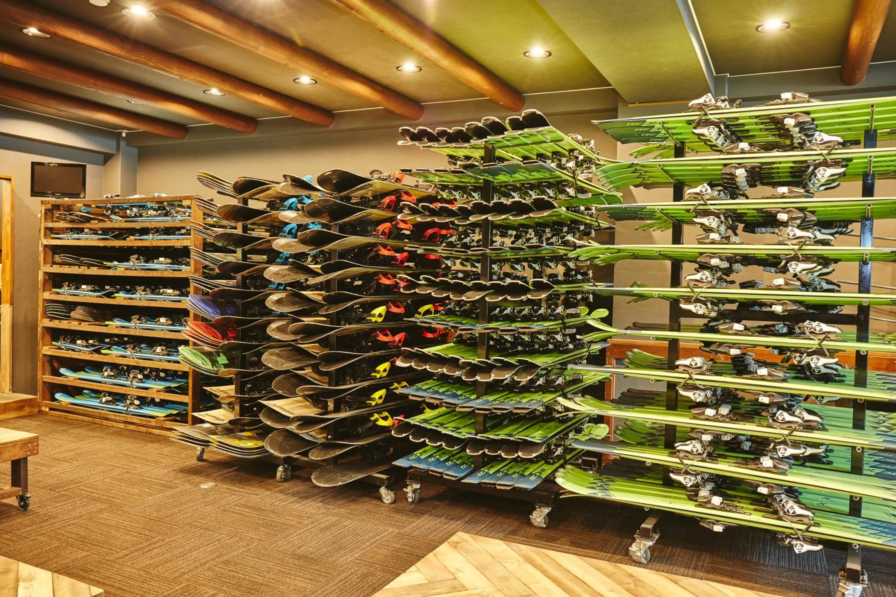 Area and facilities in Shirakaba