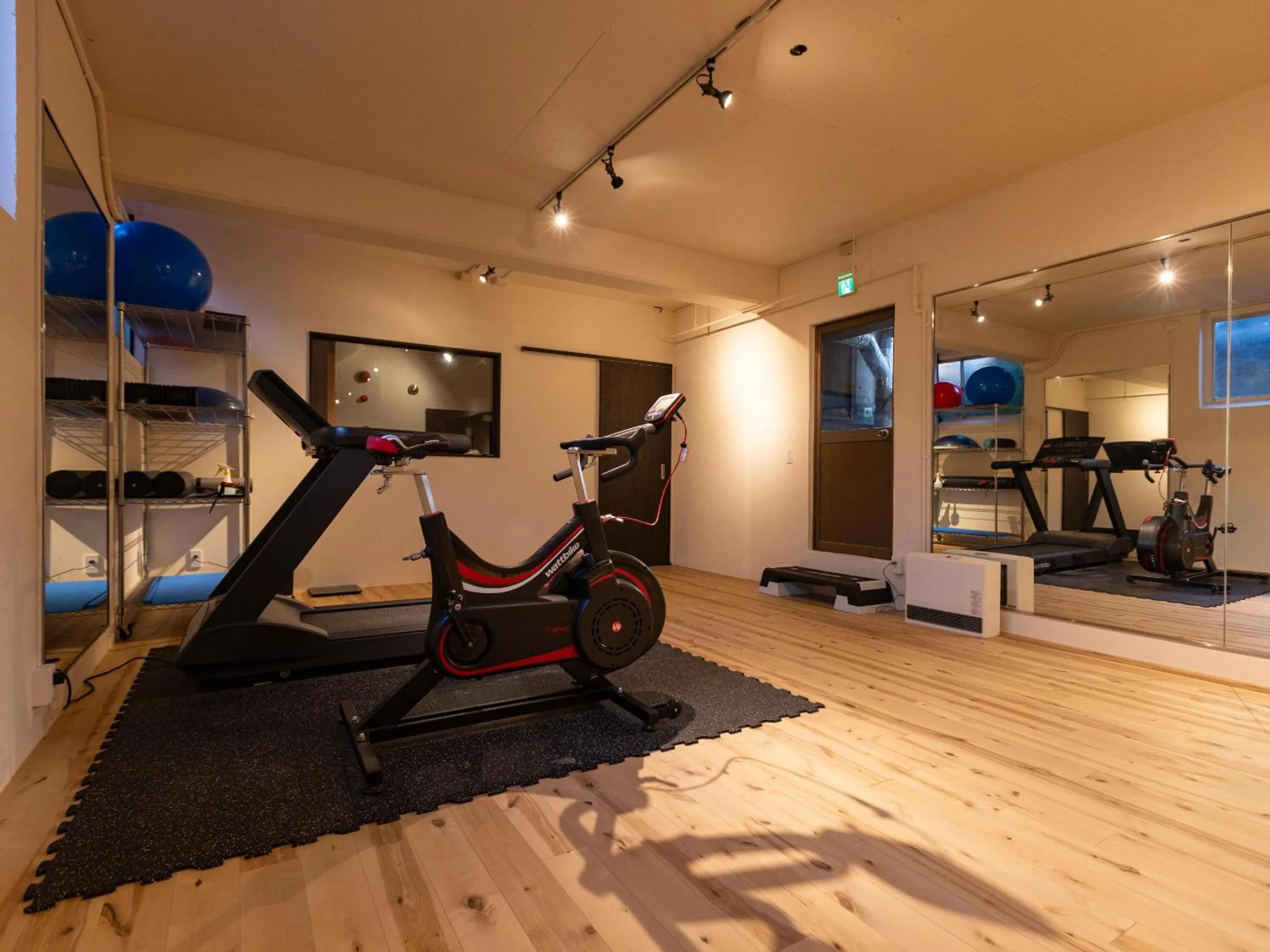Fitness centre/facilities in Shirakaba