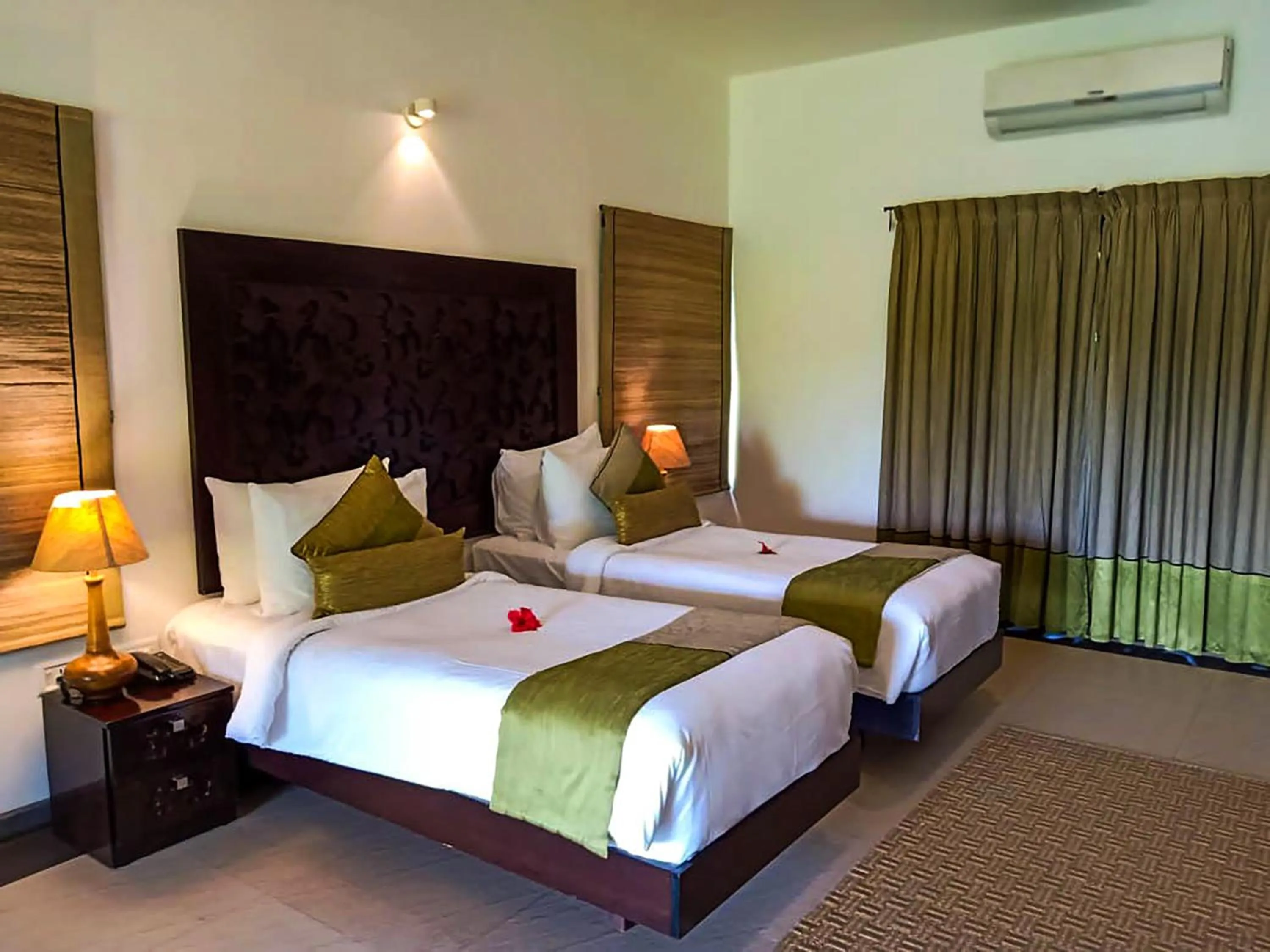 Bed in Niraamaya Wellness Retreats, Surya Samudra, Kovalam