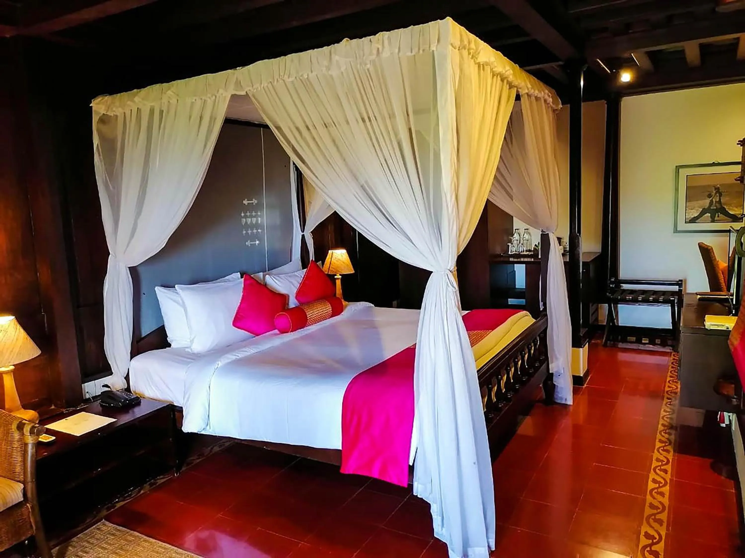 Bed in Niraamaya Wellness Retreats, Surya Samudra, Kovalam