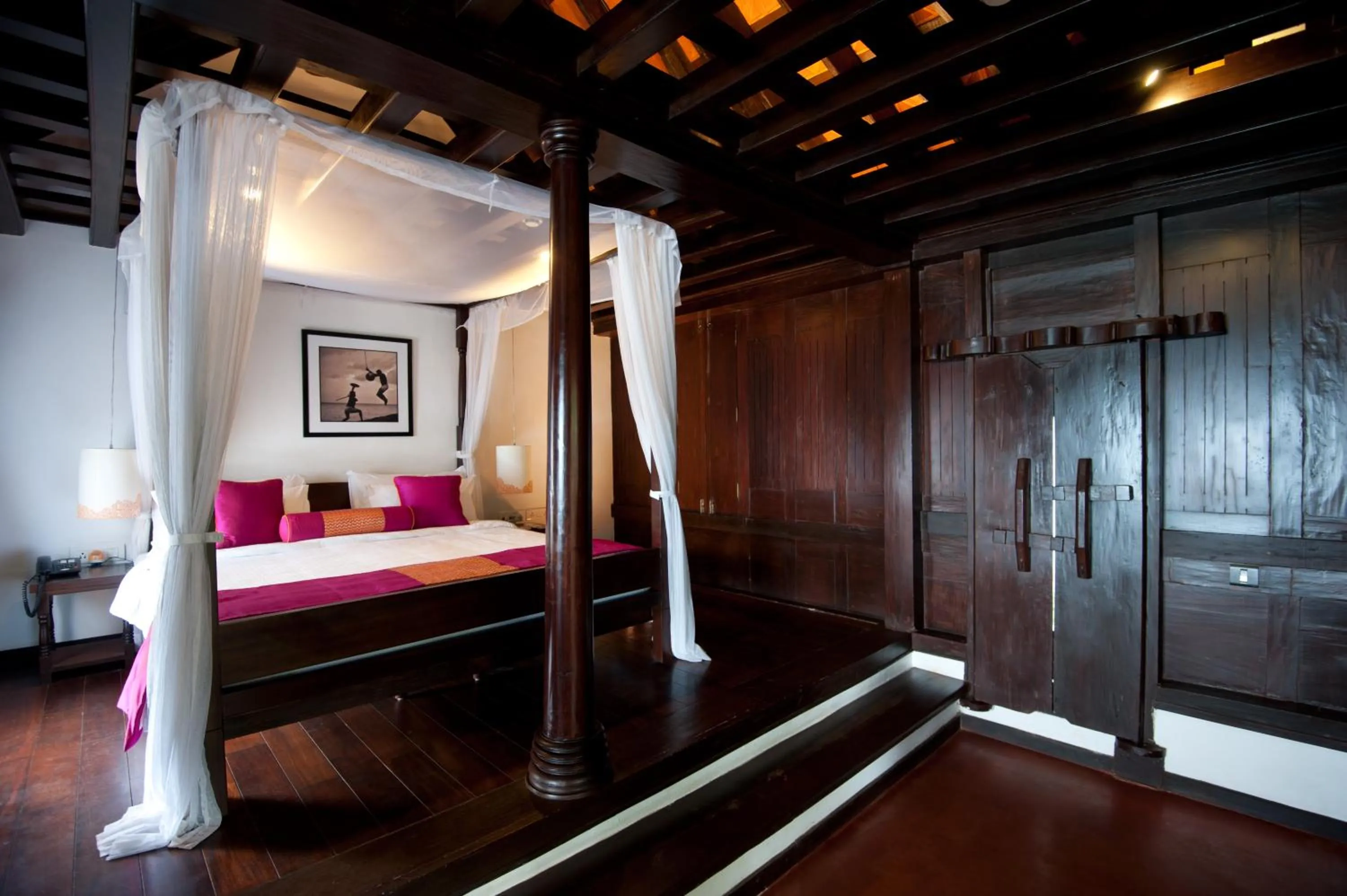 Bed in Niraamaya Wellness Retreats, Surya Samudra, Kovalam