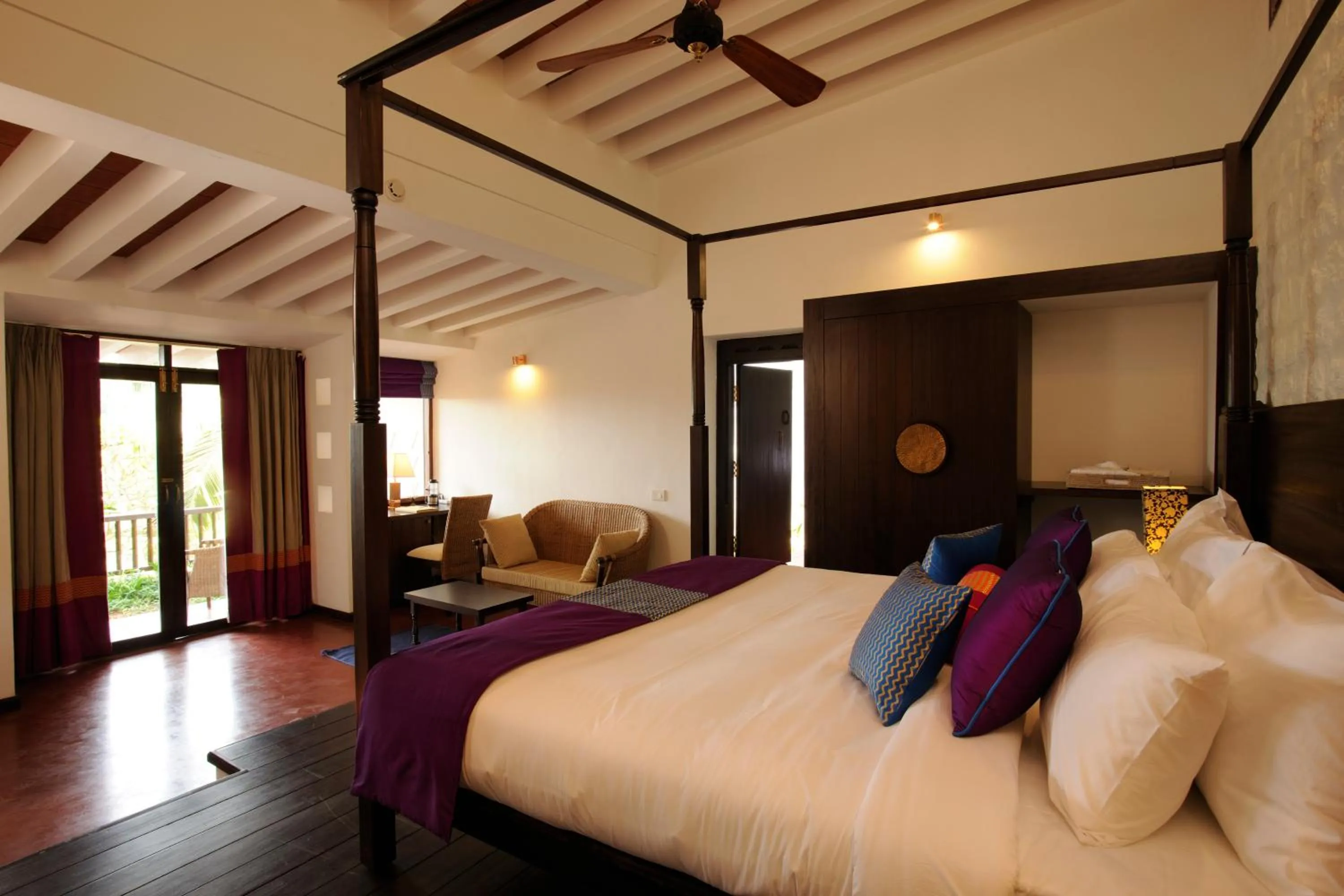 Bed in Niraamaya Wellness Retreats, Surya Samudra, Kovalam