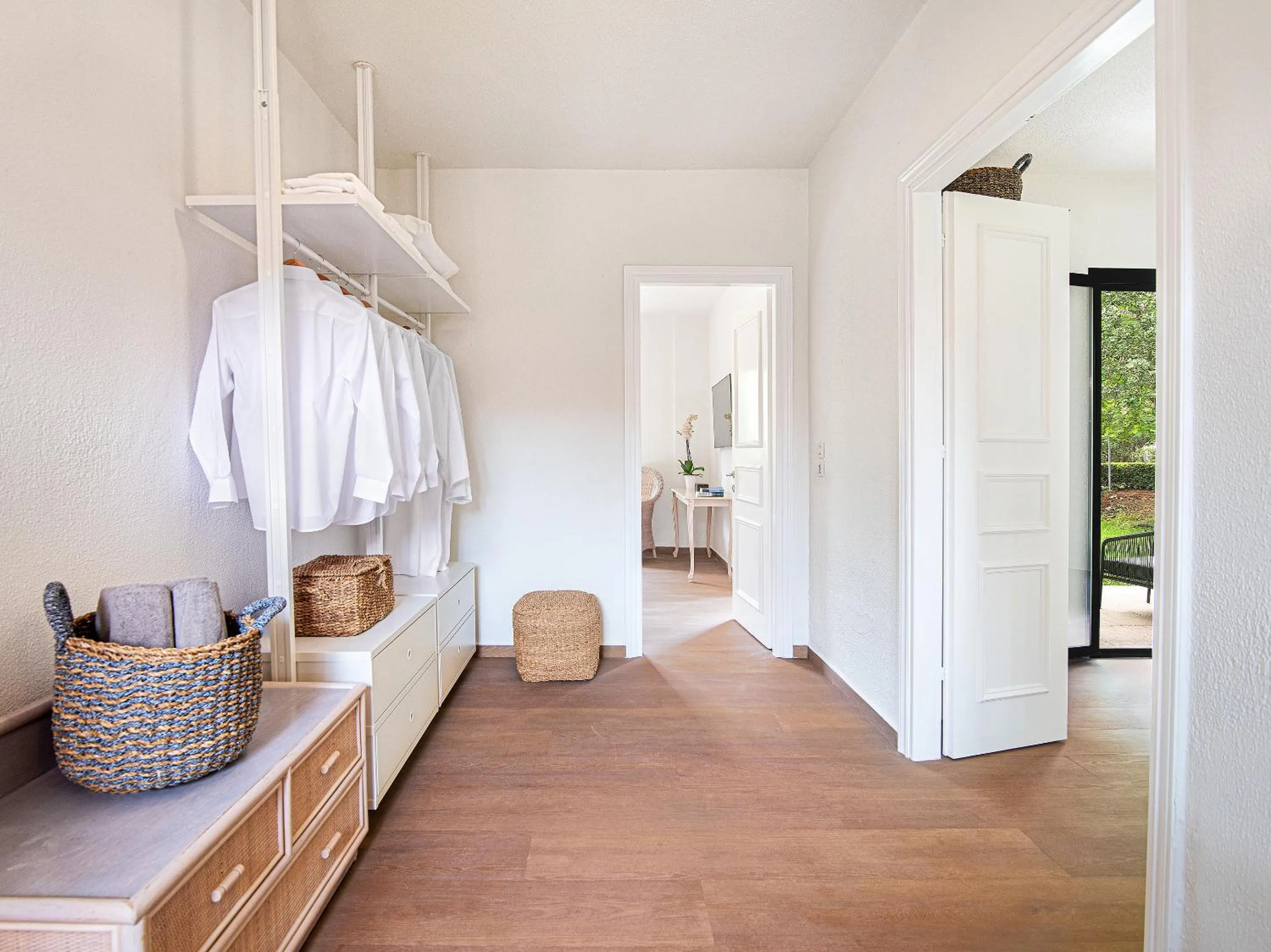 wardrobe in Grecotel LUXME Costa Botanica