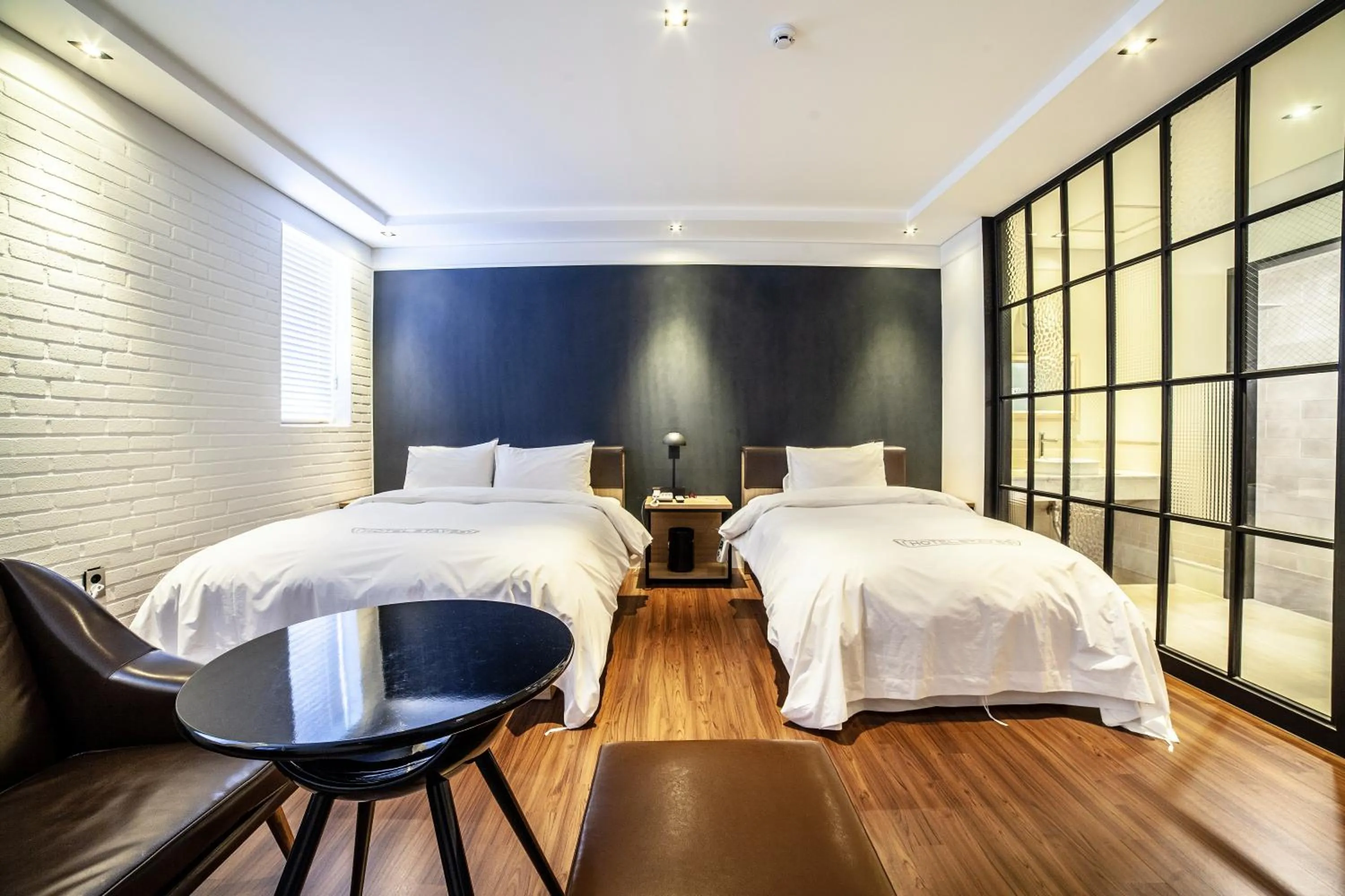 Bed in Hotel Stay 53