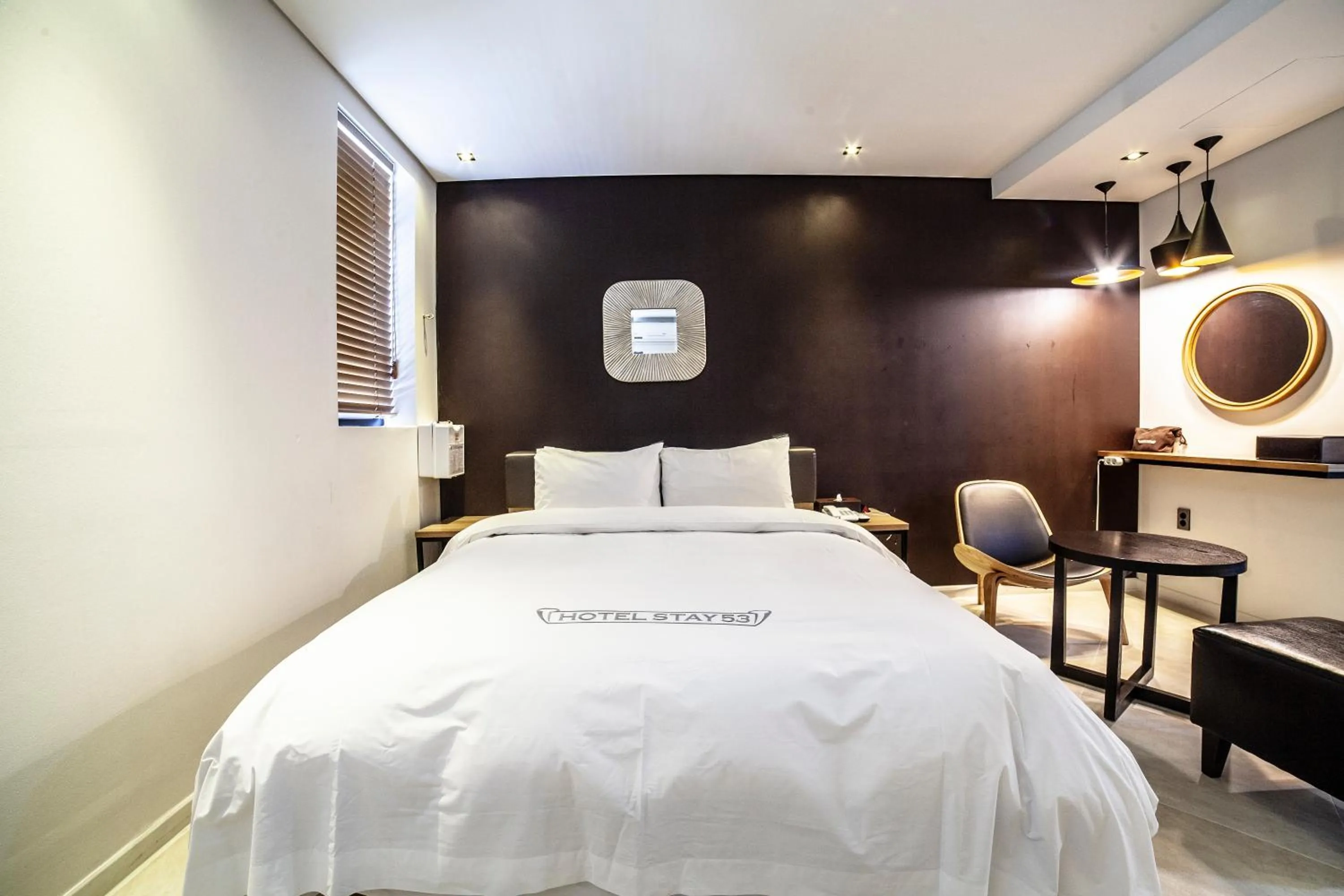 Bed in Hotel Stay 53