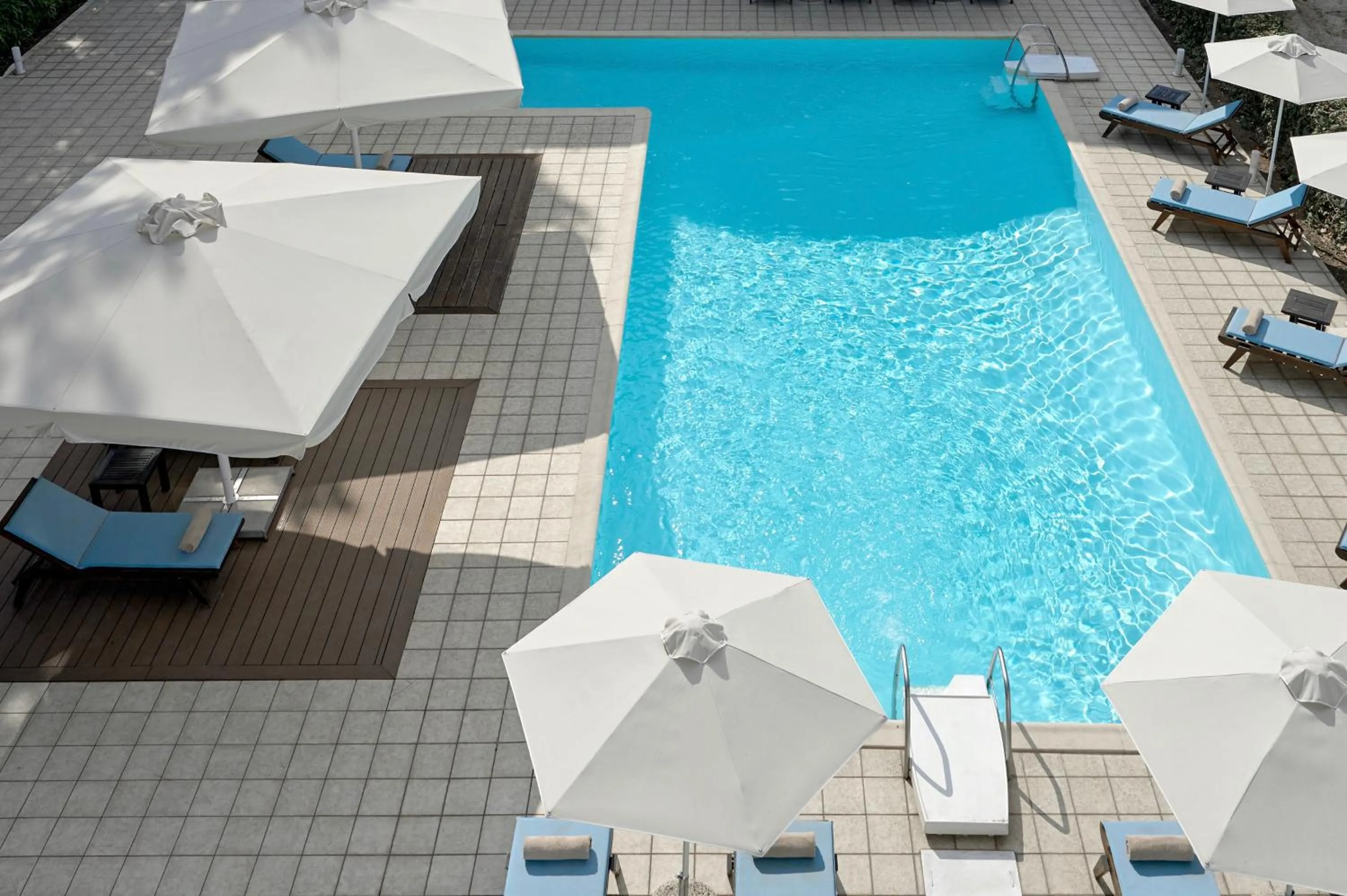 Swimming pool in Kazaviti Hotel