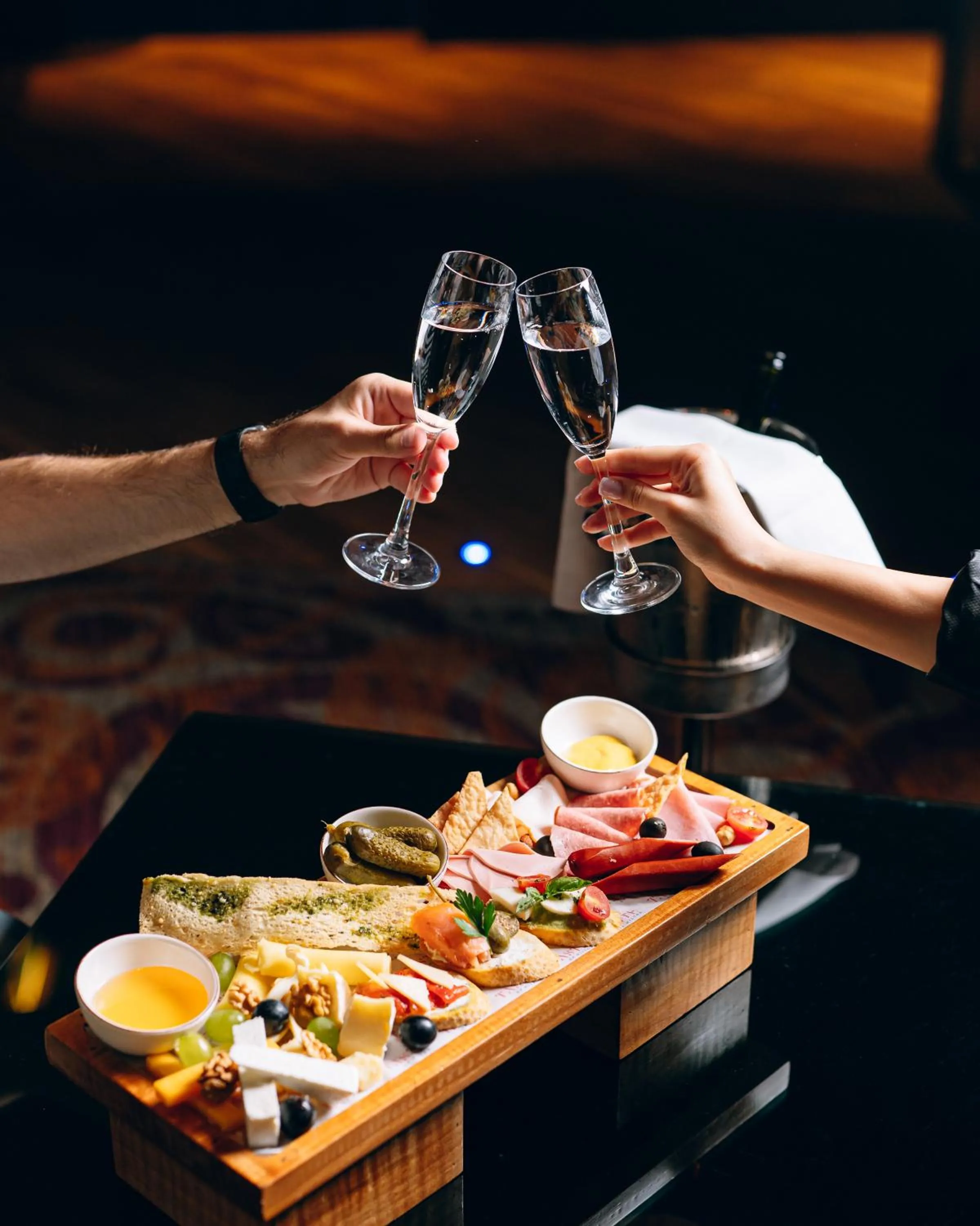 Restaurant/places to eat in Hilton Baku