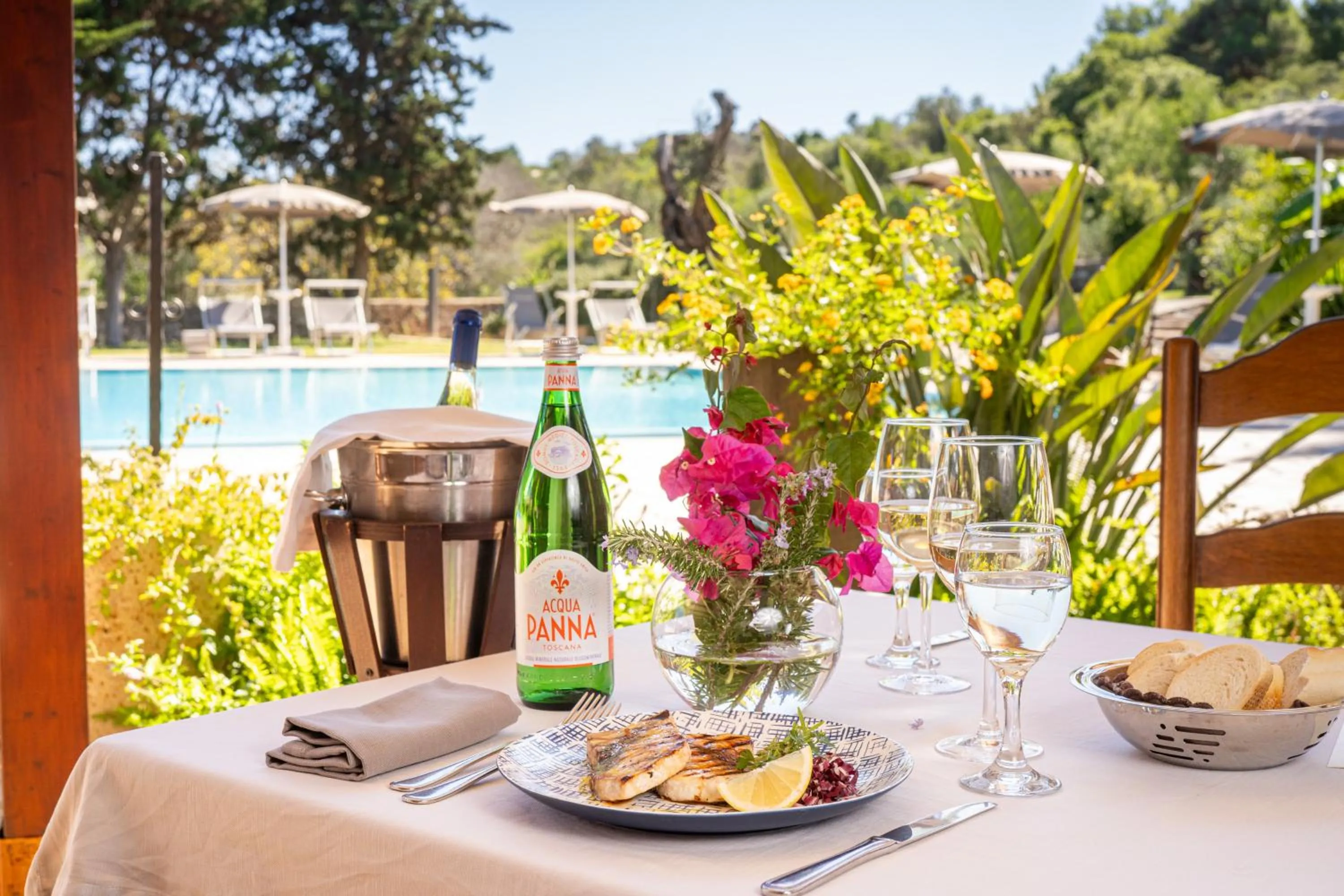 Restaurant/places to eat in Hotel Masseria Le Pajare