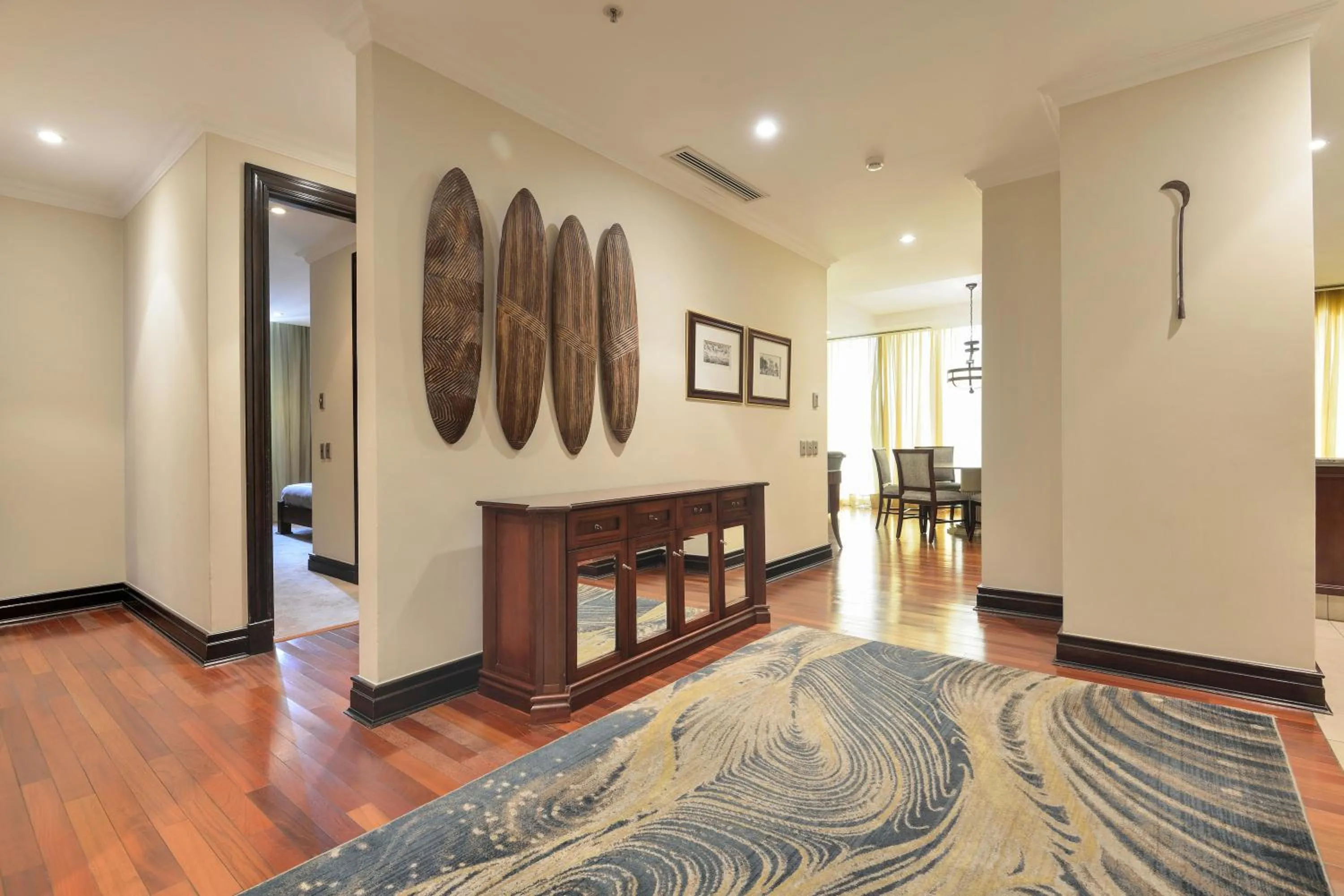 Photo of the whole room in The Michelangelo Towers