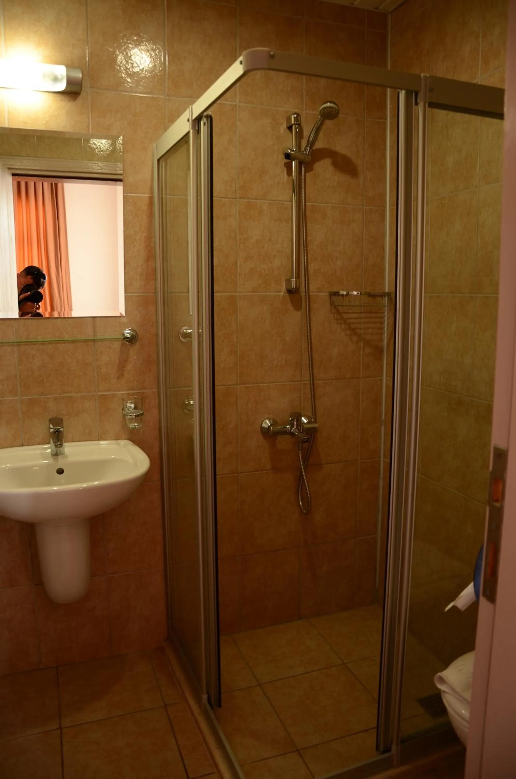 Toilet in Sun Flower Apart Hotel