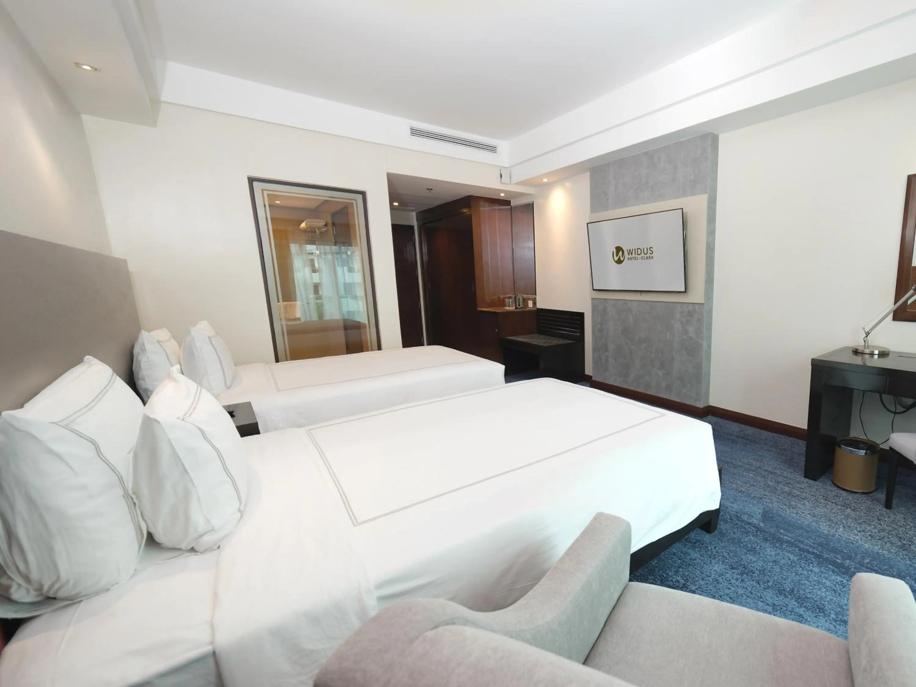Bedroom, Bed in Widus Hotel Clark